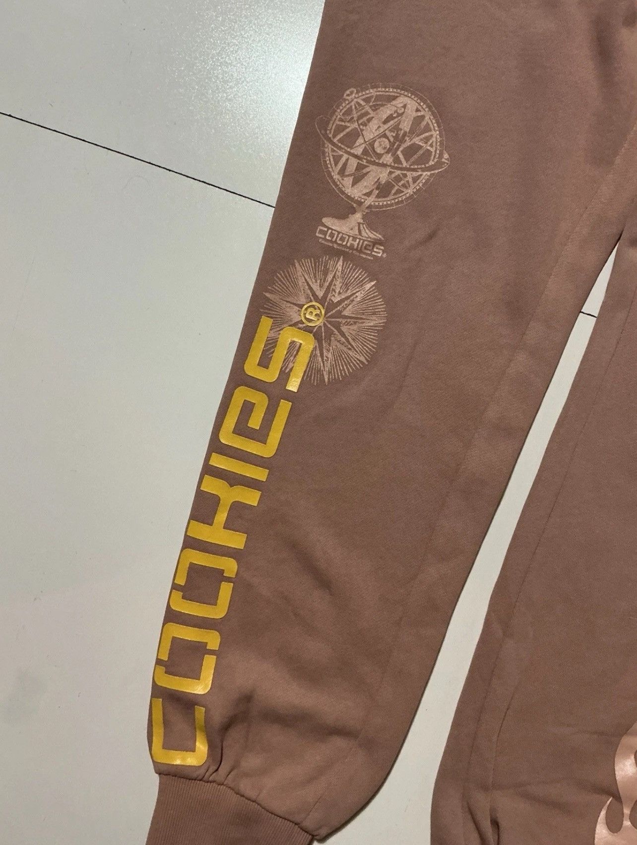 Cookies Cookies SF Flames Sun Globe Graphic Jogger Track Sweatpants Size US 34 / EU 50 - 7 Thumbnail