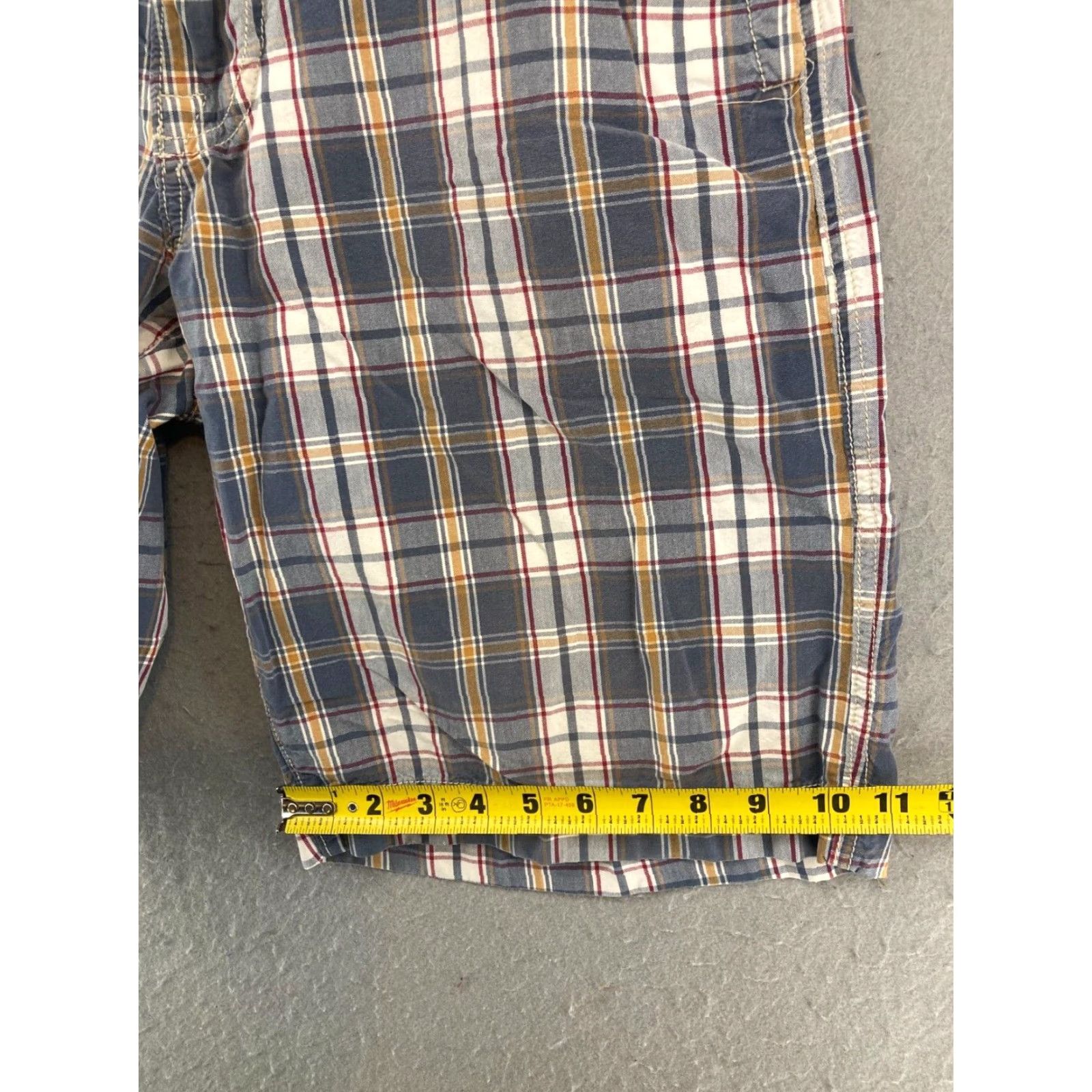 American Eagle Outfitters American Eagle Outfitters Shorts Mens 30 Blue Plaid 10'' Preppy Summer Size US 30 / EU 46 - 5 Thumbnail