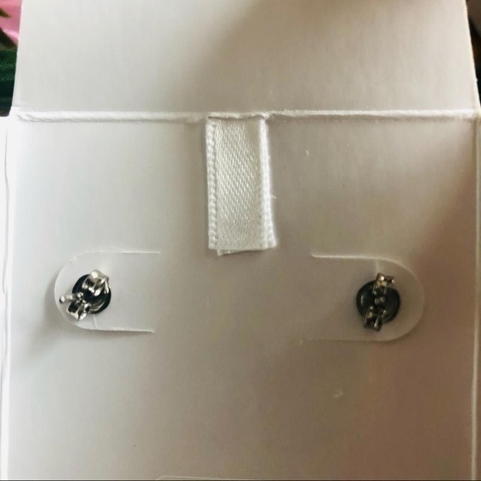 Michael Kors Michael Kors Rose Gold Lock Heart Stud Earrings NWT Size ONE SIZE - 3 Thumbnail