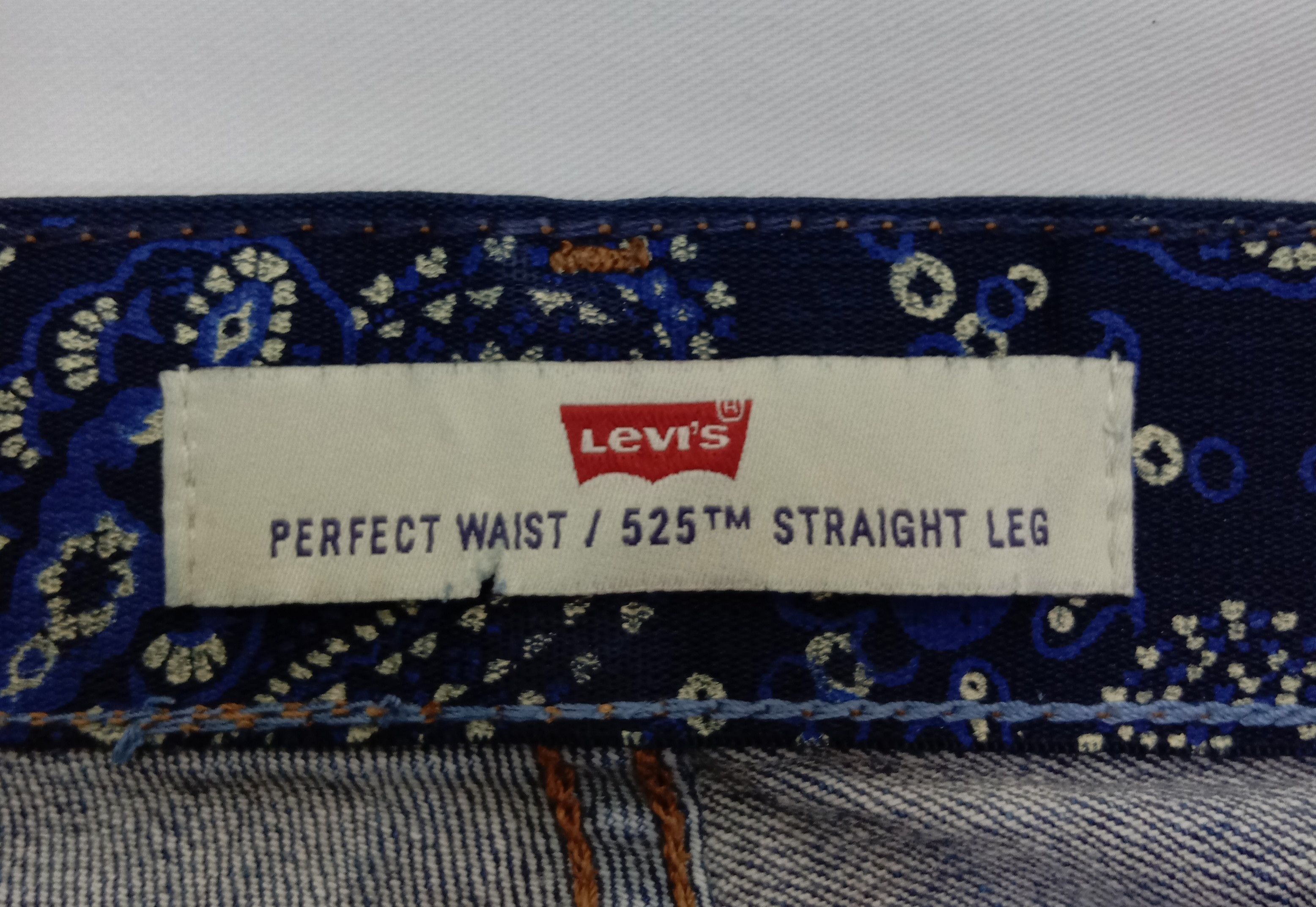 Levi's Vintage Levi's 525 Jeans Faded Blue Straight Leg Denim Size 33" - 11 Thumbnail