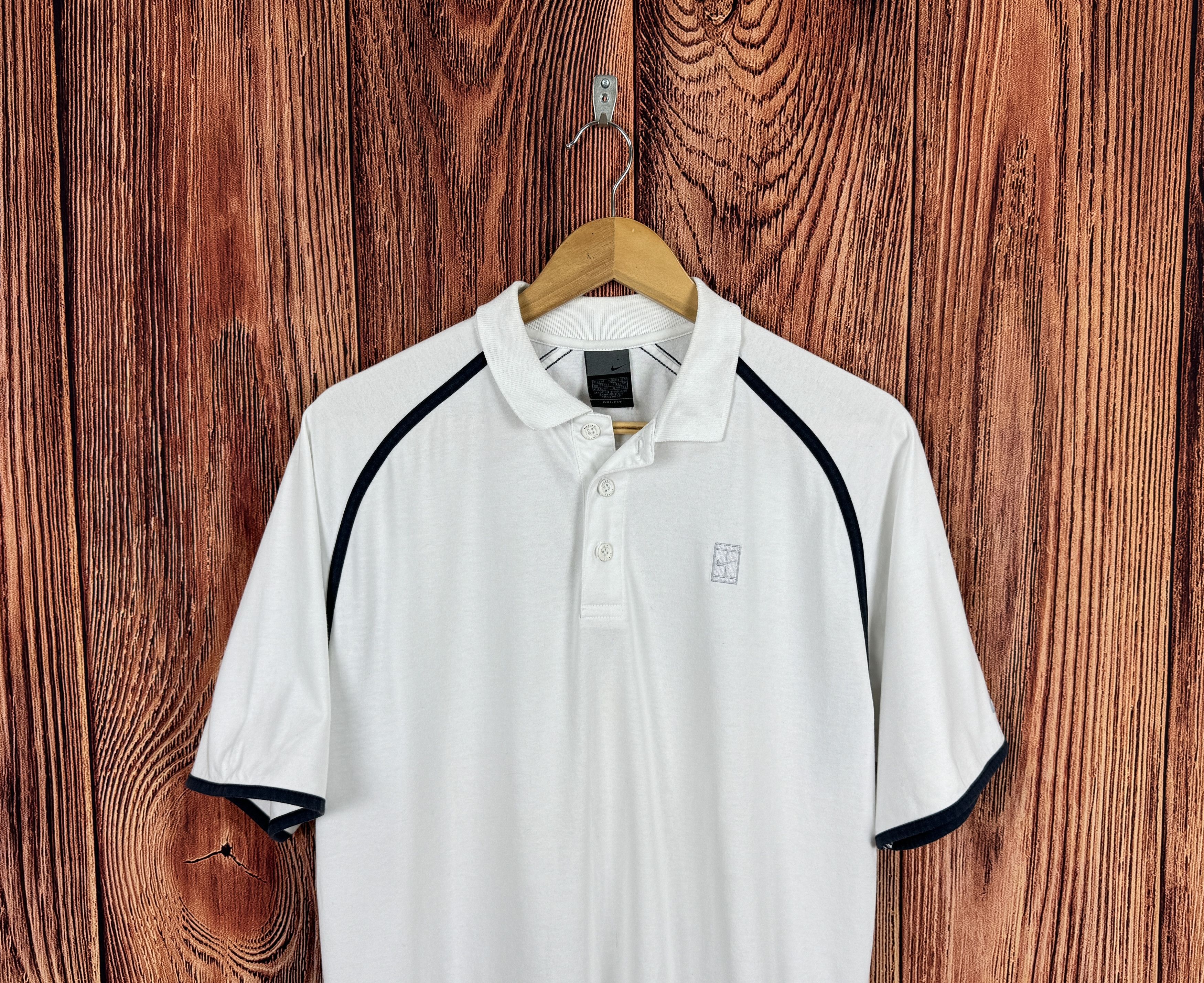 Nike Vintage NIKE Tennis Court White Polo Dri-Fit T Shirt Size US M / EU 48-50 / 2 - 2 Thumbnail