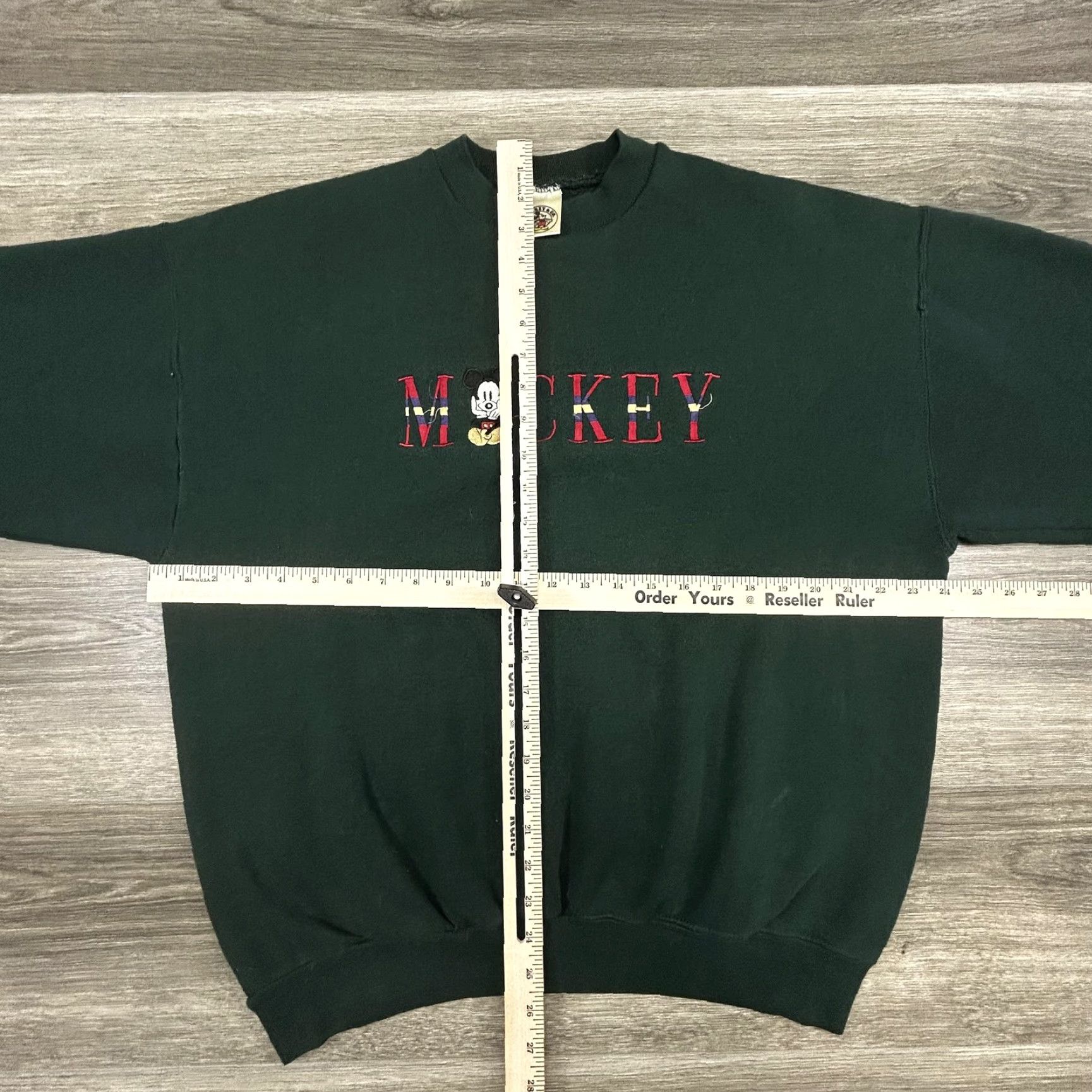 Mickey & Co. VINTAGE Mickey Sweatshirt Mens XL Green Embroidered Mickey Mouse Graphic 90s Pullover Crew Neck Size US XL / EU 56 / 4 - 8 Thumbnail