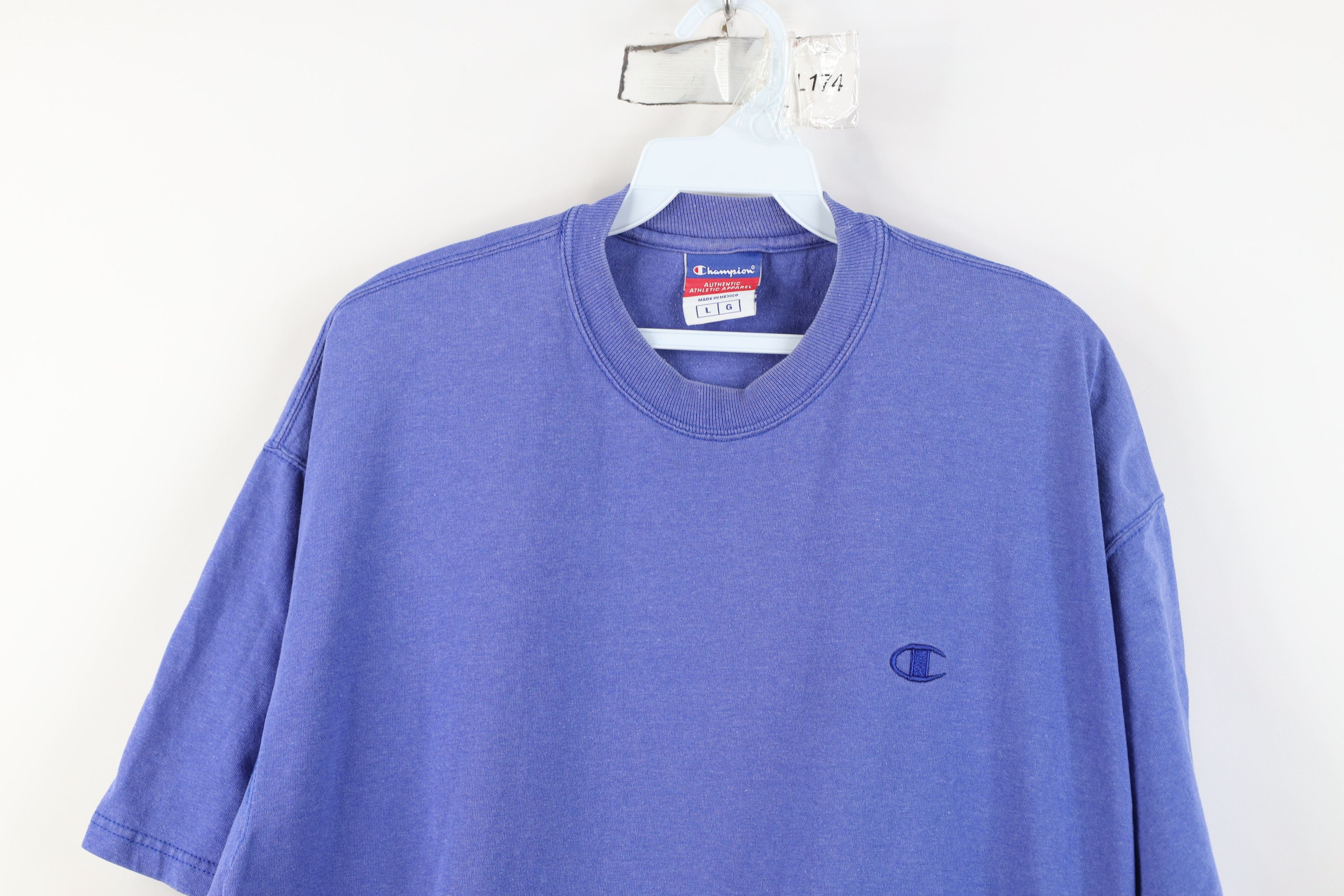 Champion Vintage 90s Champion Monochrome Heavyweight T-Shirt Blue Size US L / EU 52-54 / 3 - 2 Thumbnail