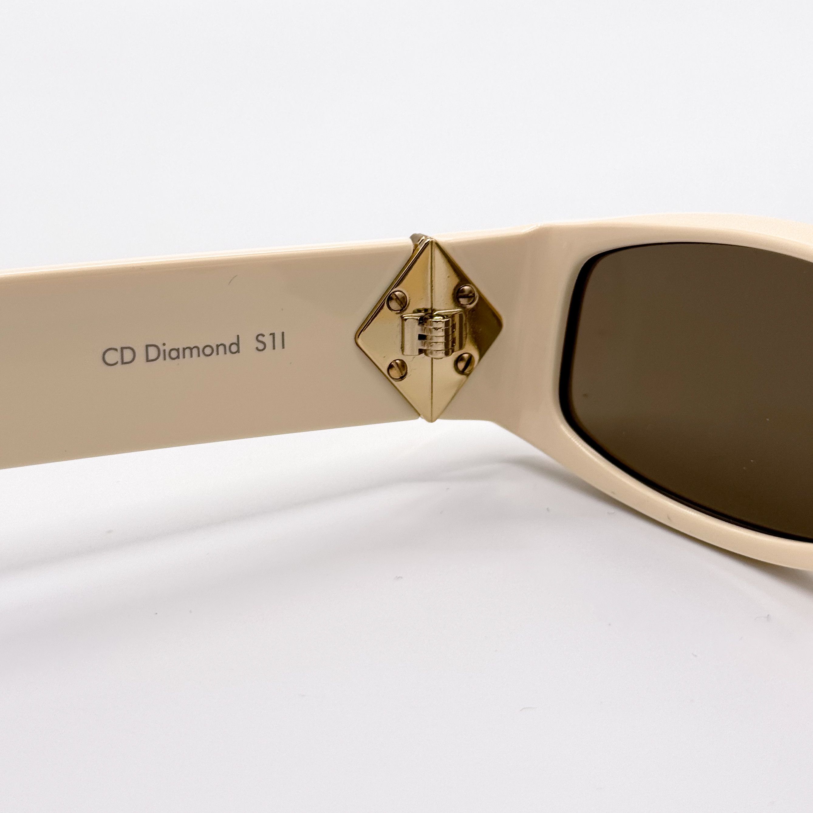 Dior NEW DIOR CD DIAMOND S1I 50F0 IVORY UNISEX SUNGLASSES Size ONE SIZE - 7 Thumbnail