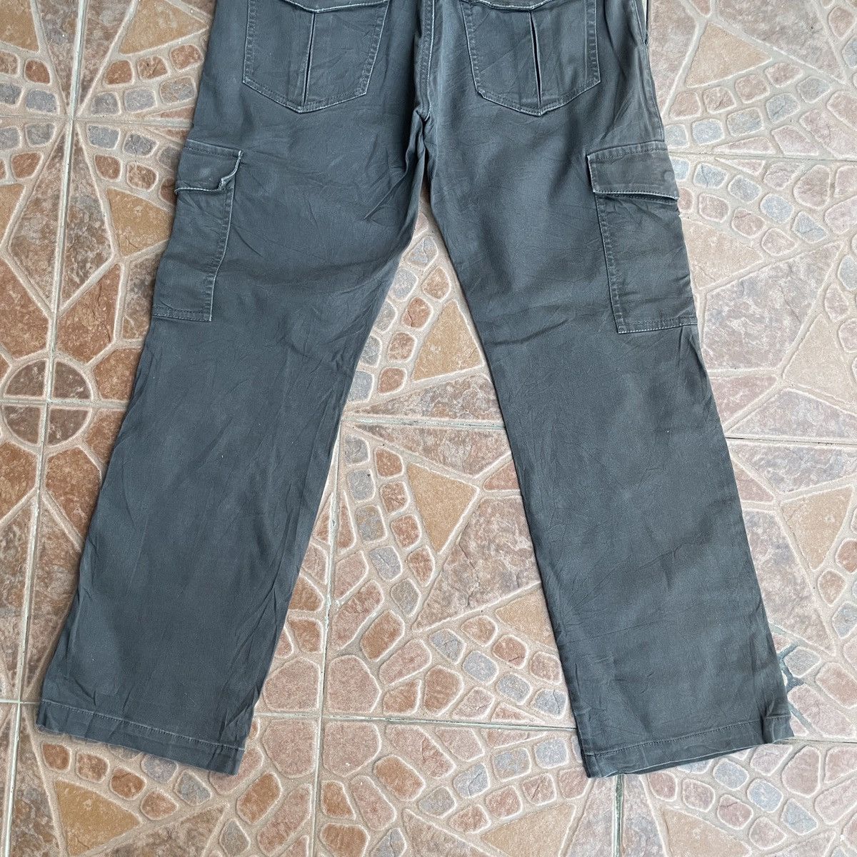 Calvin Klein Vintage Calvin Klein Jeans Buckle Tactical Cargo Pants Size US 32 / EU 48 - 9 Thumbnail