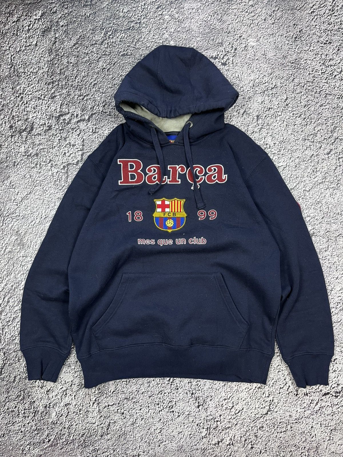 Vintage Vintage Barca logo hoodie Fc Barcelona size L Size US L / EU 52-54 / 3 - 1 Thumbnail