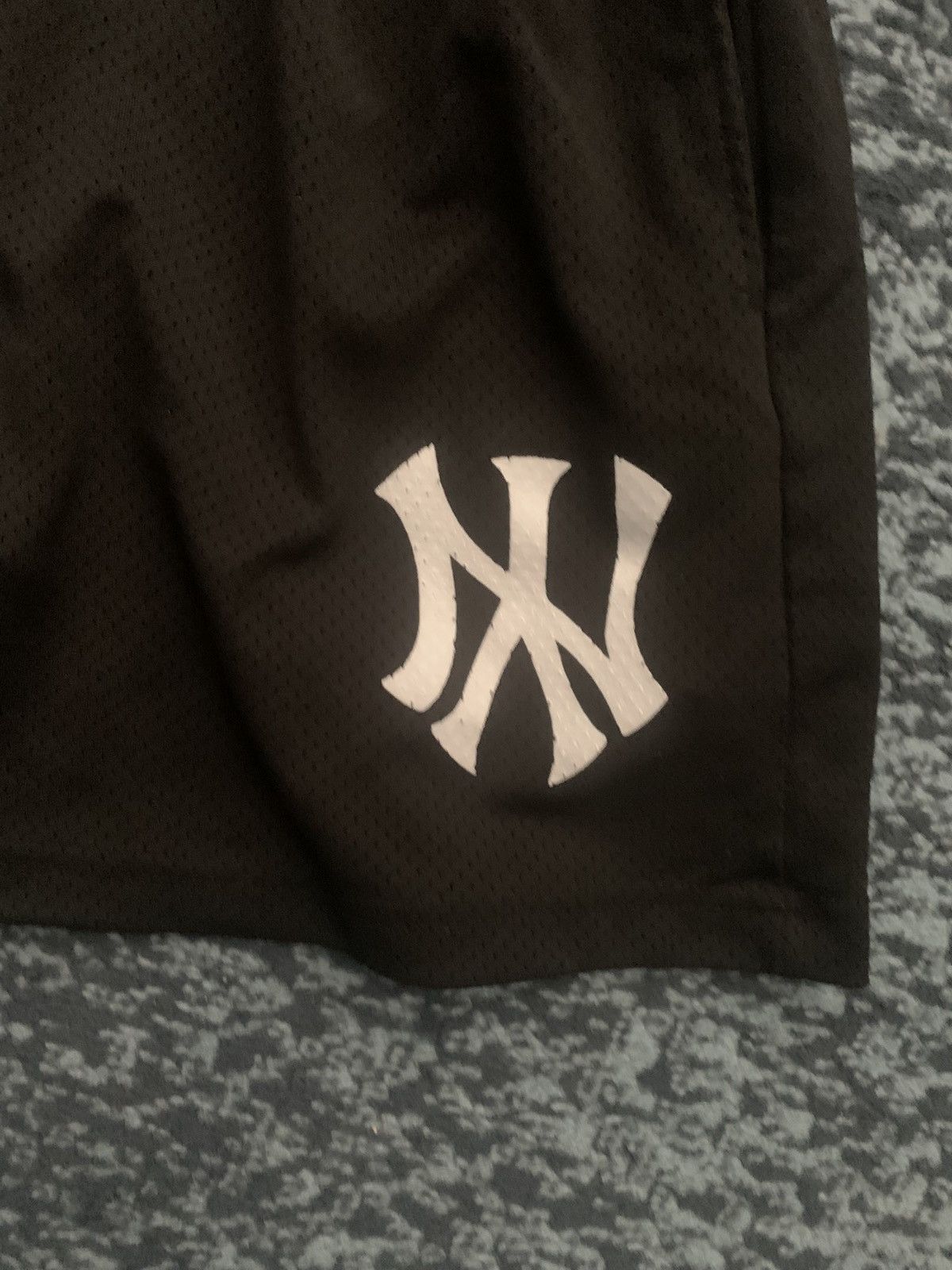 New York Yankees New York Yankees HMDD Shorts - Black Size US 31 - 3 Thumbnail
