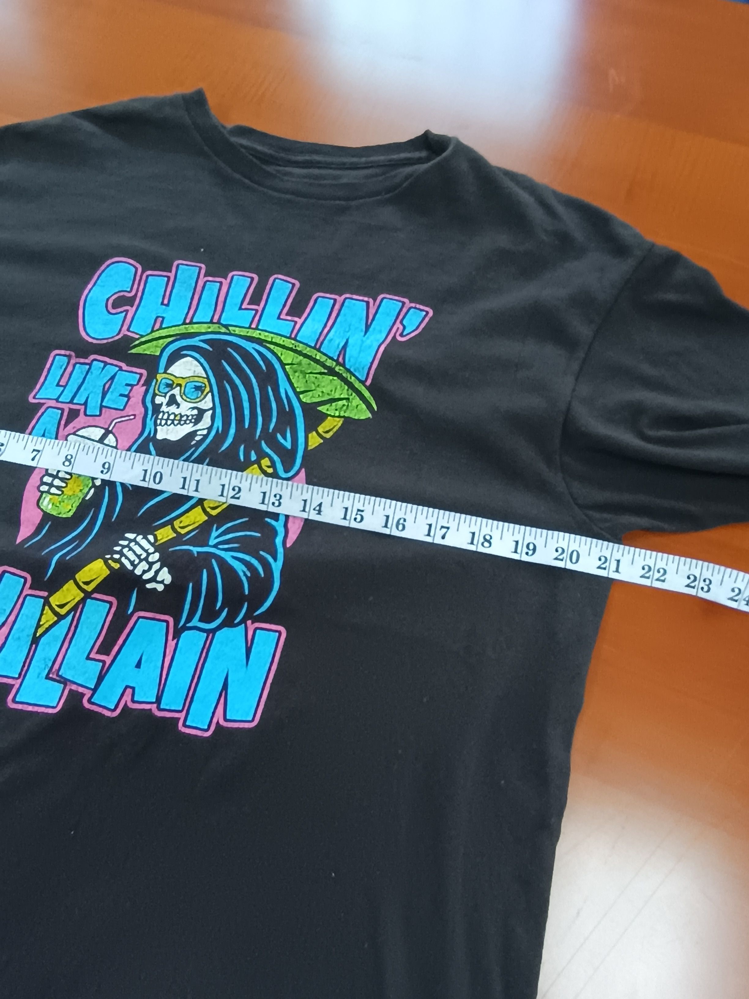 Japanese Brand DOM Chillin' Grimreaper Tshirt Size US L / EU 52-54 / 3 - 16 Thumbnail