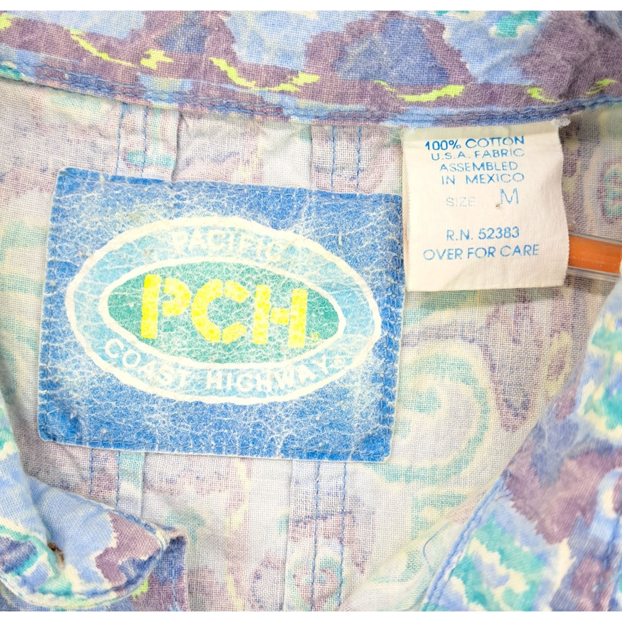 Vintage Vintage PCH Pacific Coast Highway Men Medium Ikat Print Size US M / EU 48-50 / 2 - 4 Thumbnail