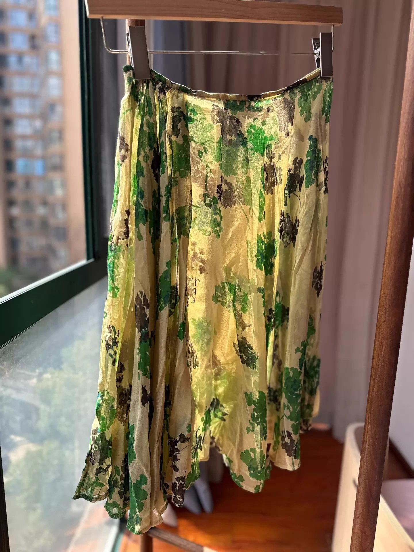 Dries Van Noten DVN women's Asymmetric Oversized Sheer Skirt Size 36 (9/10 new) Size 25" / US 0 / IT 36 - 3 Thumbnail