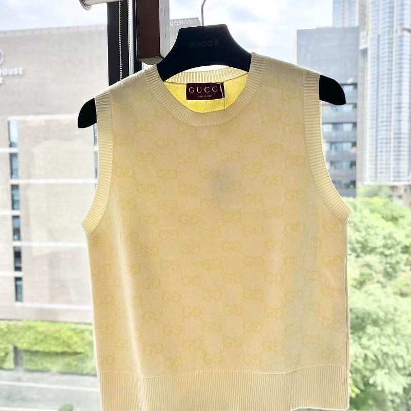 Gucci Gucci GG Monogram Knit Tank Top Size XS Size XS / US 0-2 / IT 36-38 - 1 Thumbnail