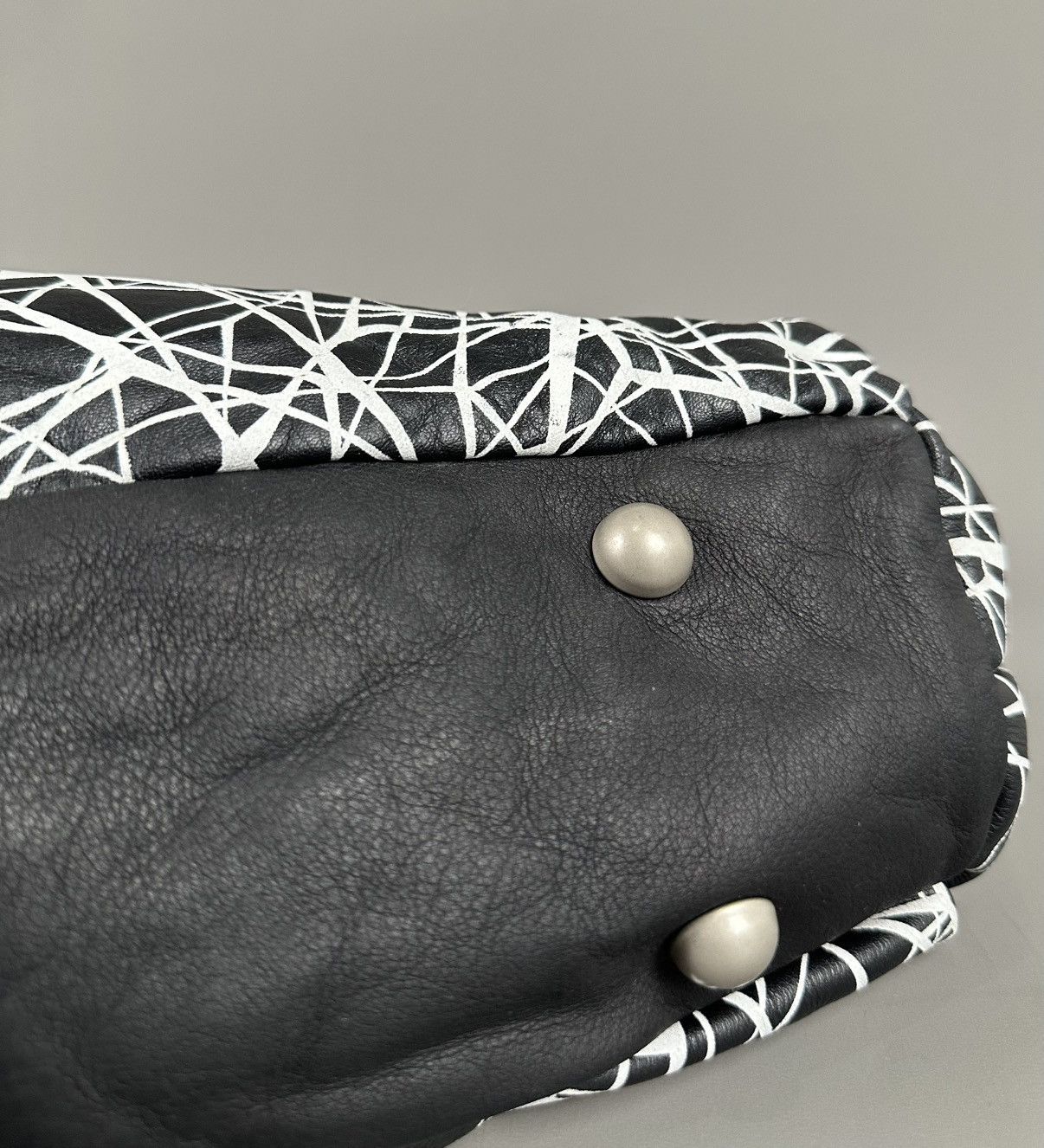 Yohji Yamamoto Kawa - Kawa Big Zipper Abstract Print Leather Hand Bag Size ONE SIZE - 9 Thumbnail
