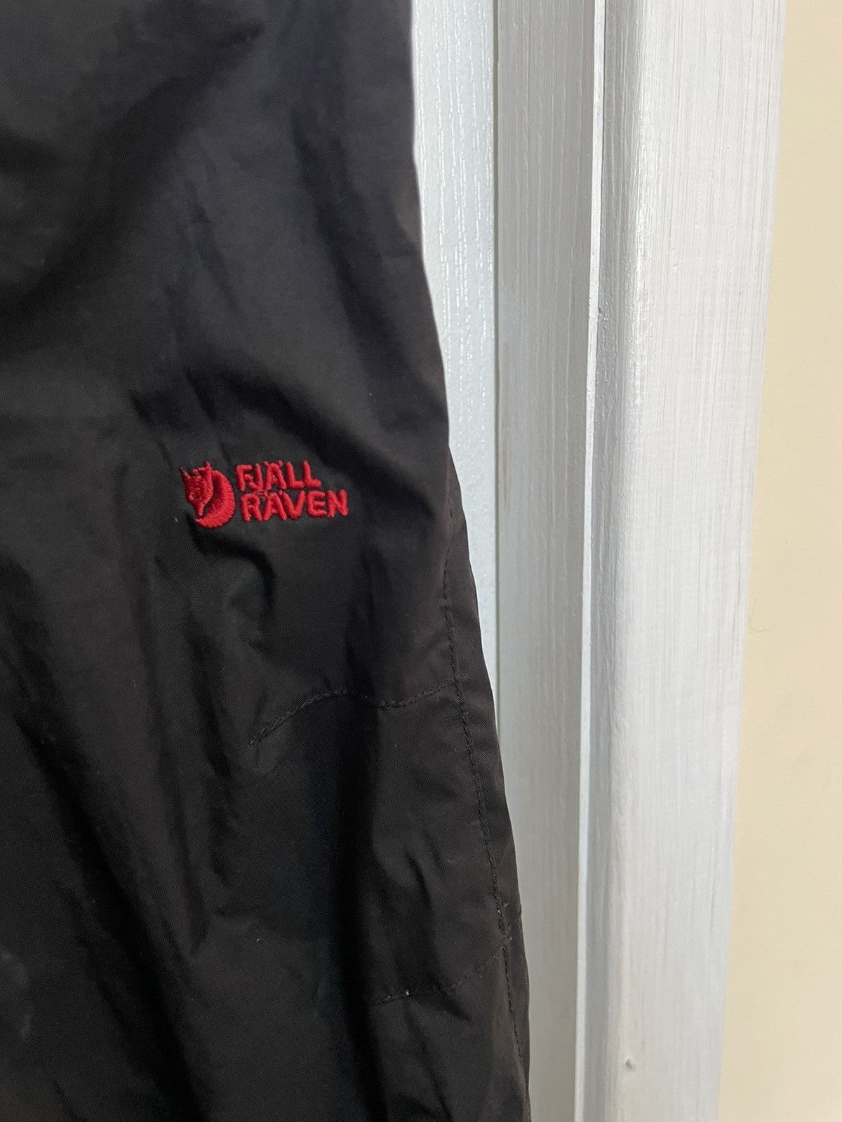 Fjallraven × Goretex M Fjallraven Hydratic Pants black gorpcore joggers ski snow Size US 33 - 2 Thumbnail