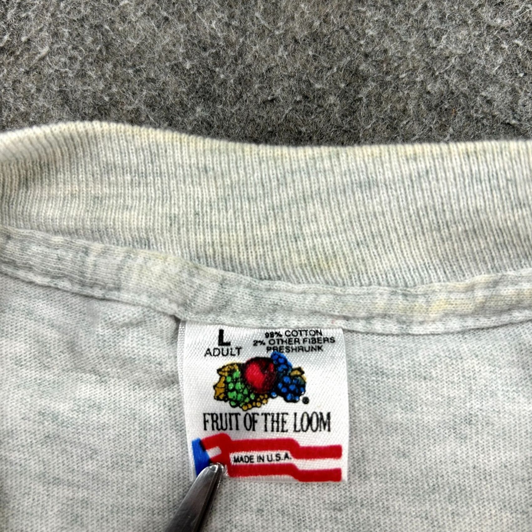 Fruit Of The Loom VINTAGE Fruit of the Loom Shirt Mens L Grey 1990s Horse Band Classic Logo Crew Neck Short Sleeve Size US L / EU 52-54 / 3 - 4 Thumbnail