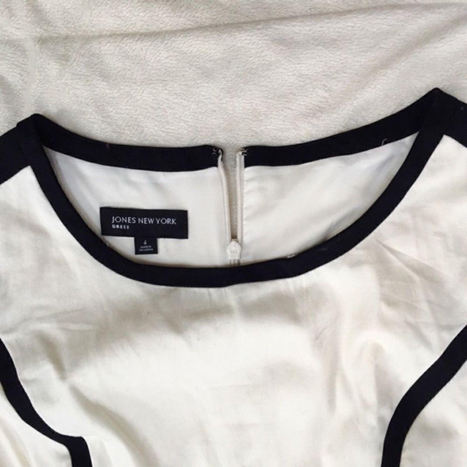 Jones New York Jones New York White Structured Sleeveless Dress | Sz 4 Size S / US 4 / IT 40 - 3 Thumbnail