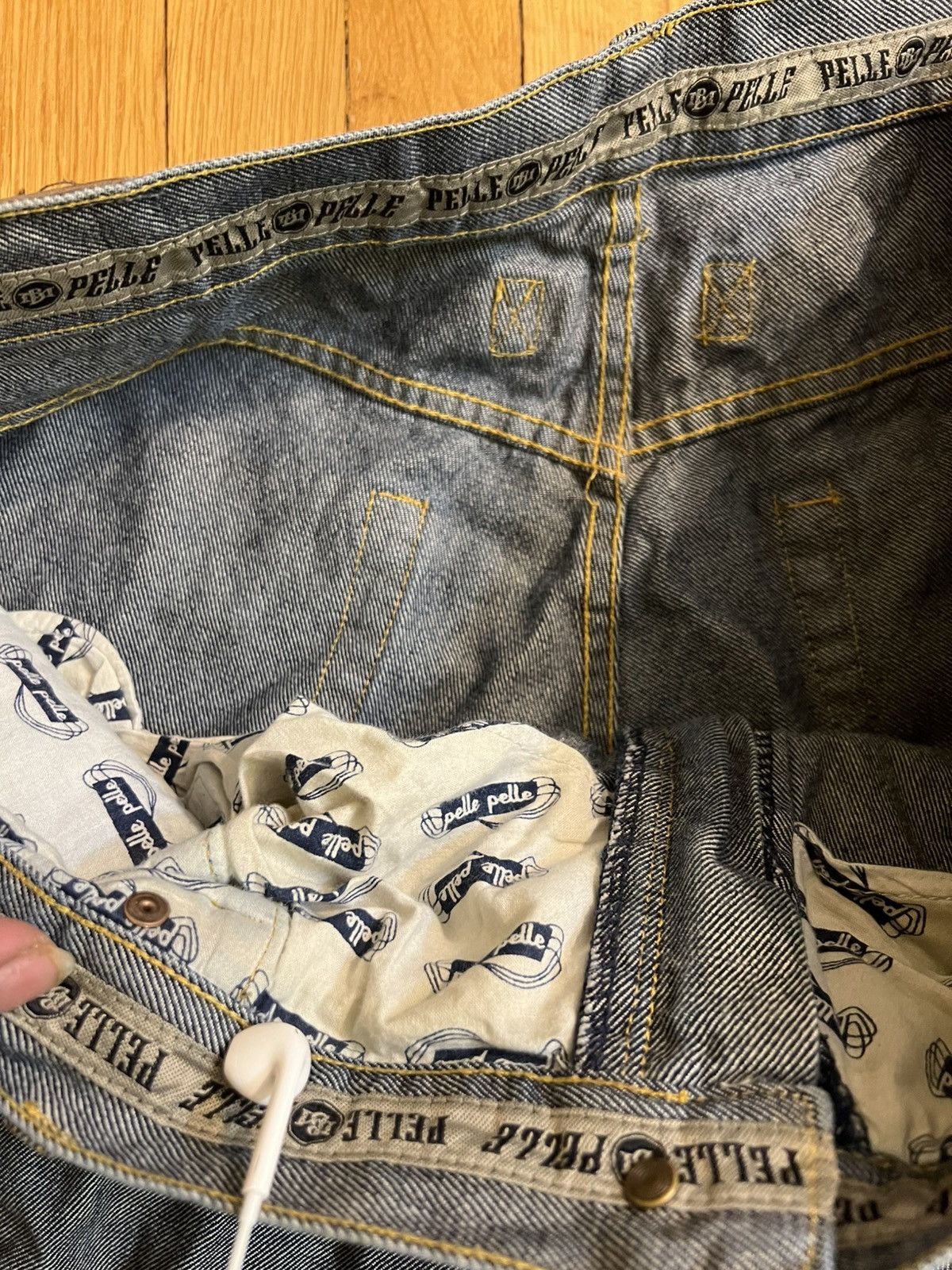Other Pelle Pelle Distressed Wide-Leg Jeans Size US 42 / EU 58 - 5 Thumbnail