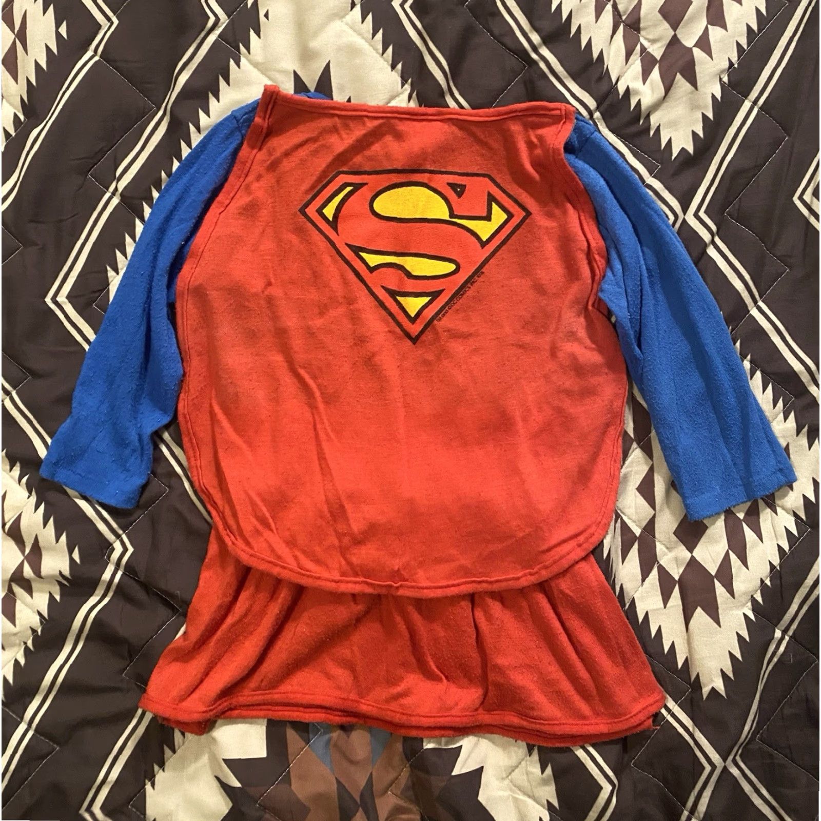 Vintage VINTAGE Supergirl Little Girls Dress Caped PJs Costume 1970s 5 Blue Cotton Blend Long Sleeve Girls Size ONE SIZE - 2 Thumbnail