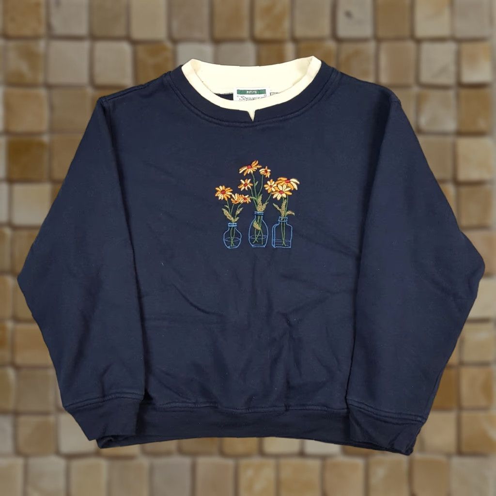 Vintage VINTAGE Shenanigans Sweatshirt Flower Vase Floral Nature Sz Petite L Crewneck Pullover Blue 90s College University Floral Garden Athletic Womens Size L / US 10 / IT 46 - 1 Thumbnail