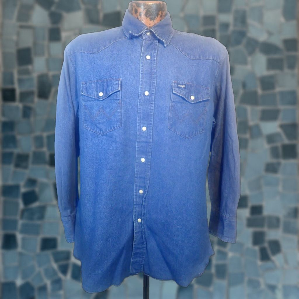 Wrangler Vintage Wrangler Men's Denim Western Shirt Long Sleeve Size Large Blue Cowby, Pearl Snap, Logo Accents Size US L / EU 52-54 / 3 - 1 Thumbnail