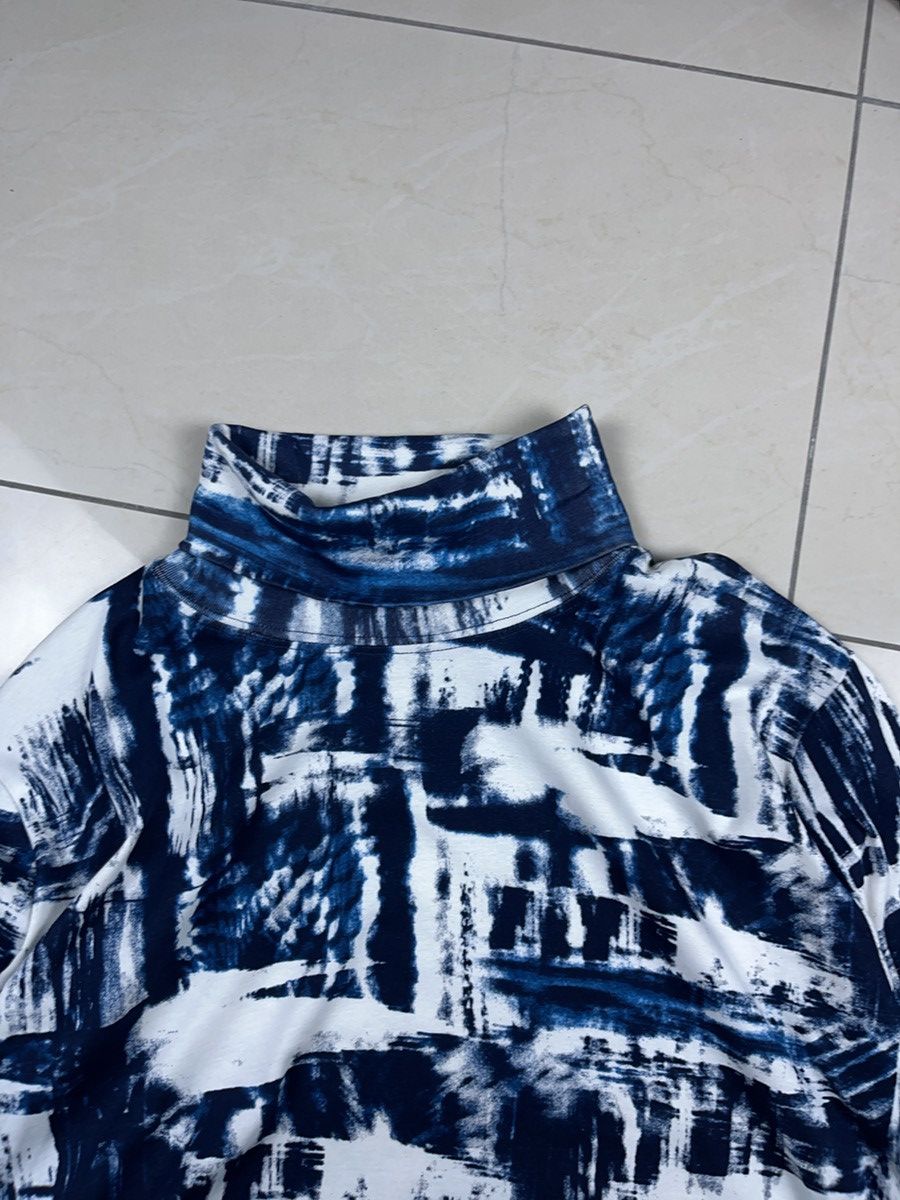 Other ➕ sick abstract pattern stretchy long sleeve turtle neck top Size US M / EU 48-50 / 2 - 3 Thumbnail