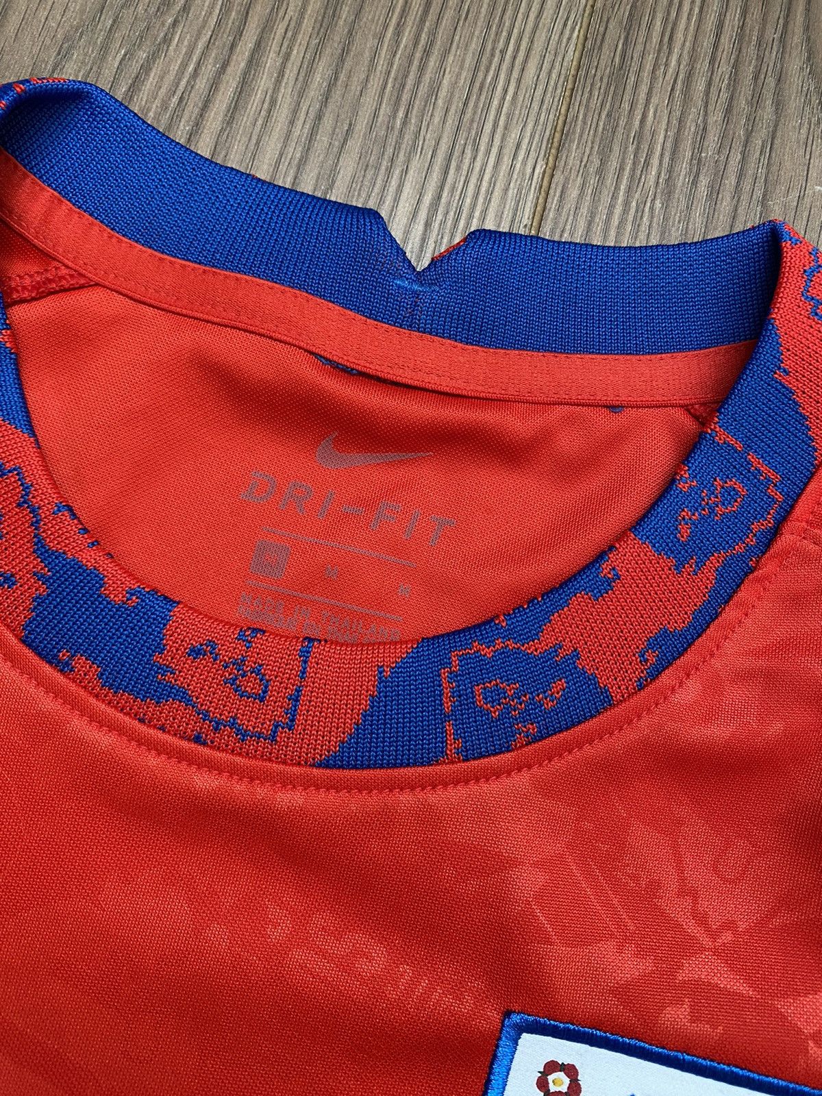 Nike Nike England 2020/21 Training Football Jersey Red Size M Size US M / EU 48-50 / 2 - 7 Thumbnail