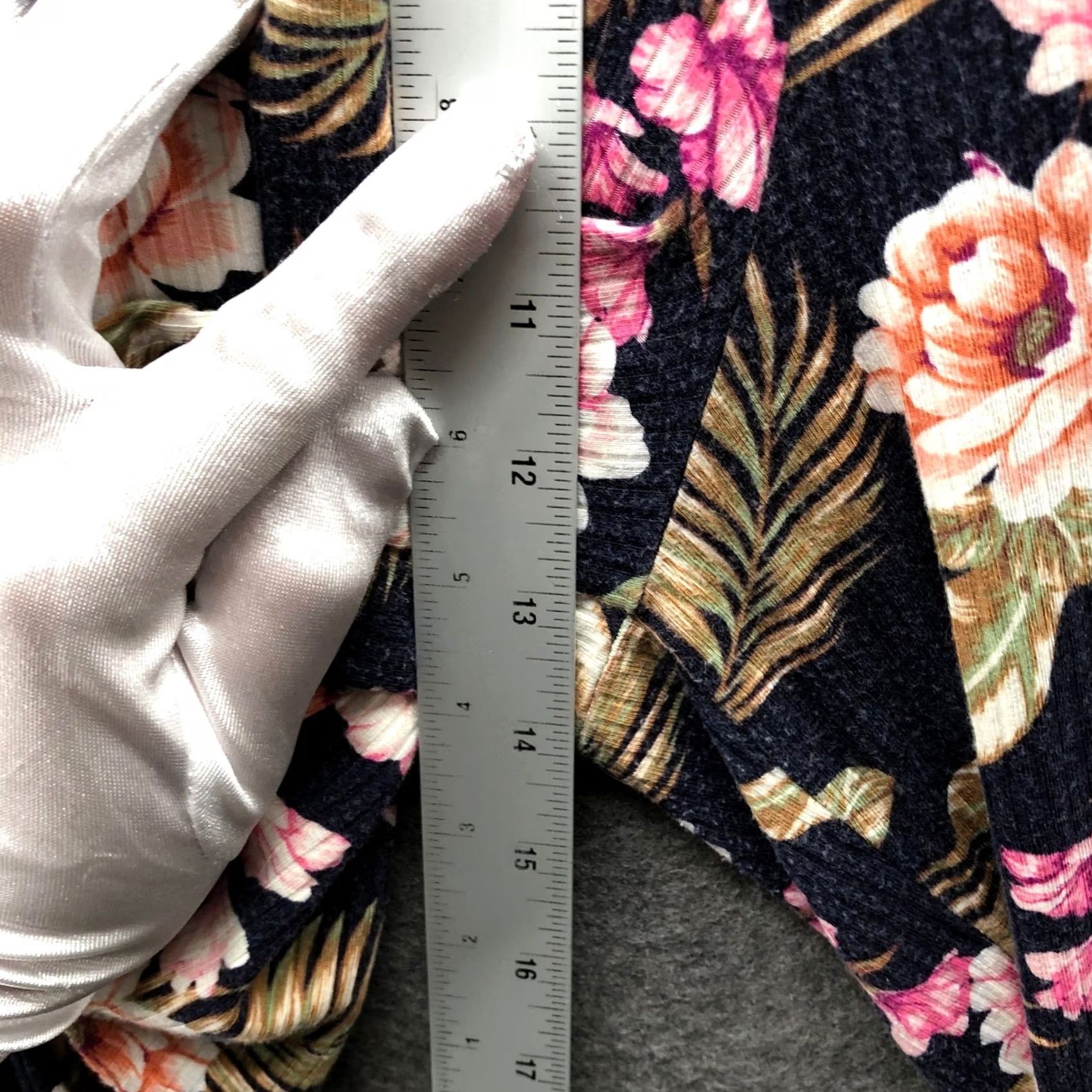 O'Neill O'Neill Pants Womens S Floral Wide Leg Navy Tropical Pull Jersey Knit Size S / US 4 / IT 40 - 7 Thumbnail