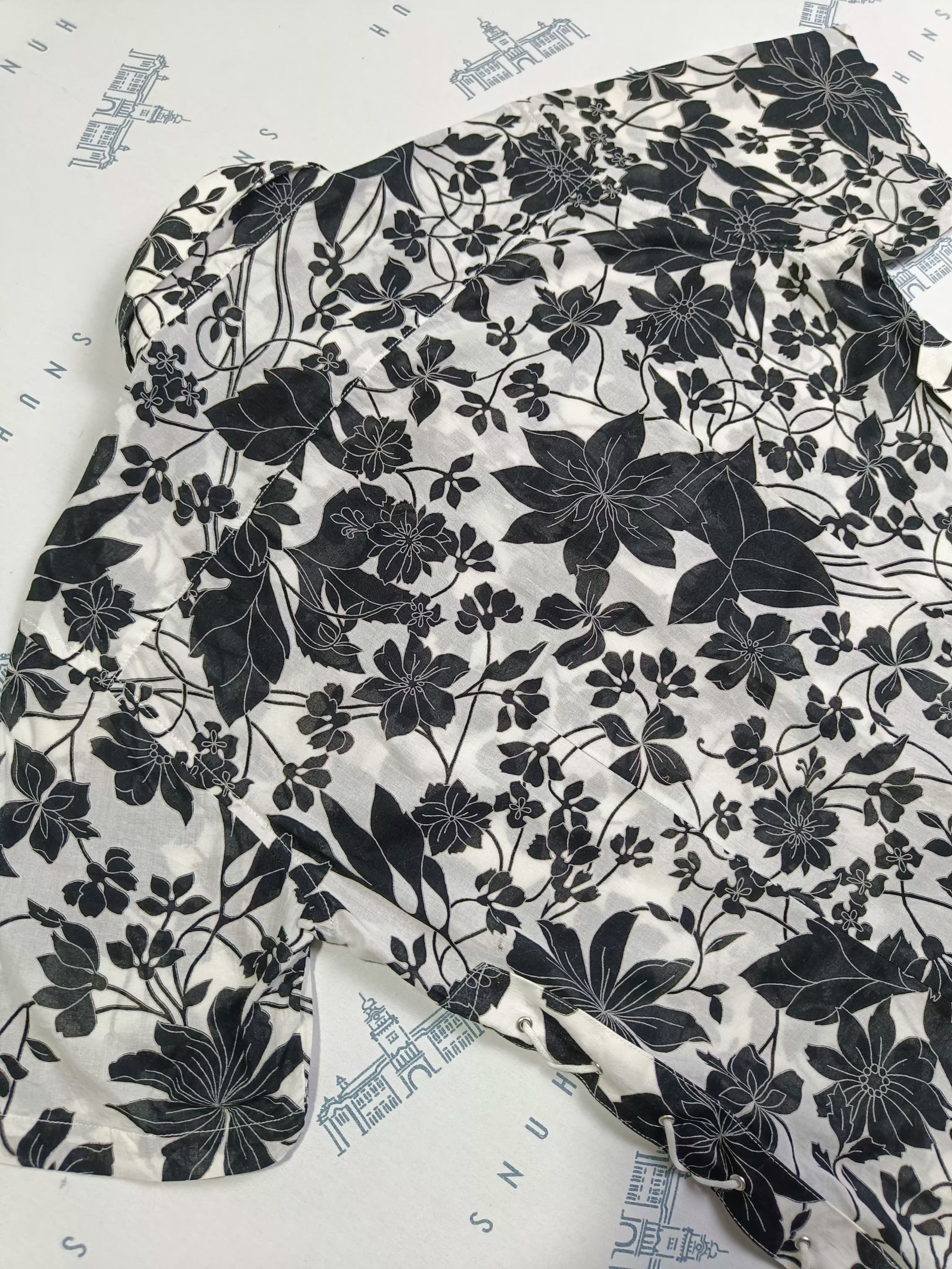 Tornado Mart Tornado Mart Side Laces Floral Printed Hawaiian Shirt Size L / US 10 / IT 46 - 6 Thumbnail