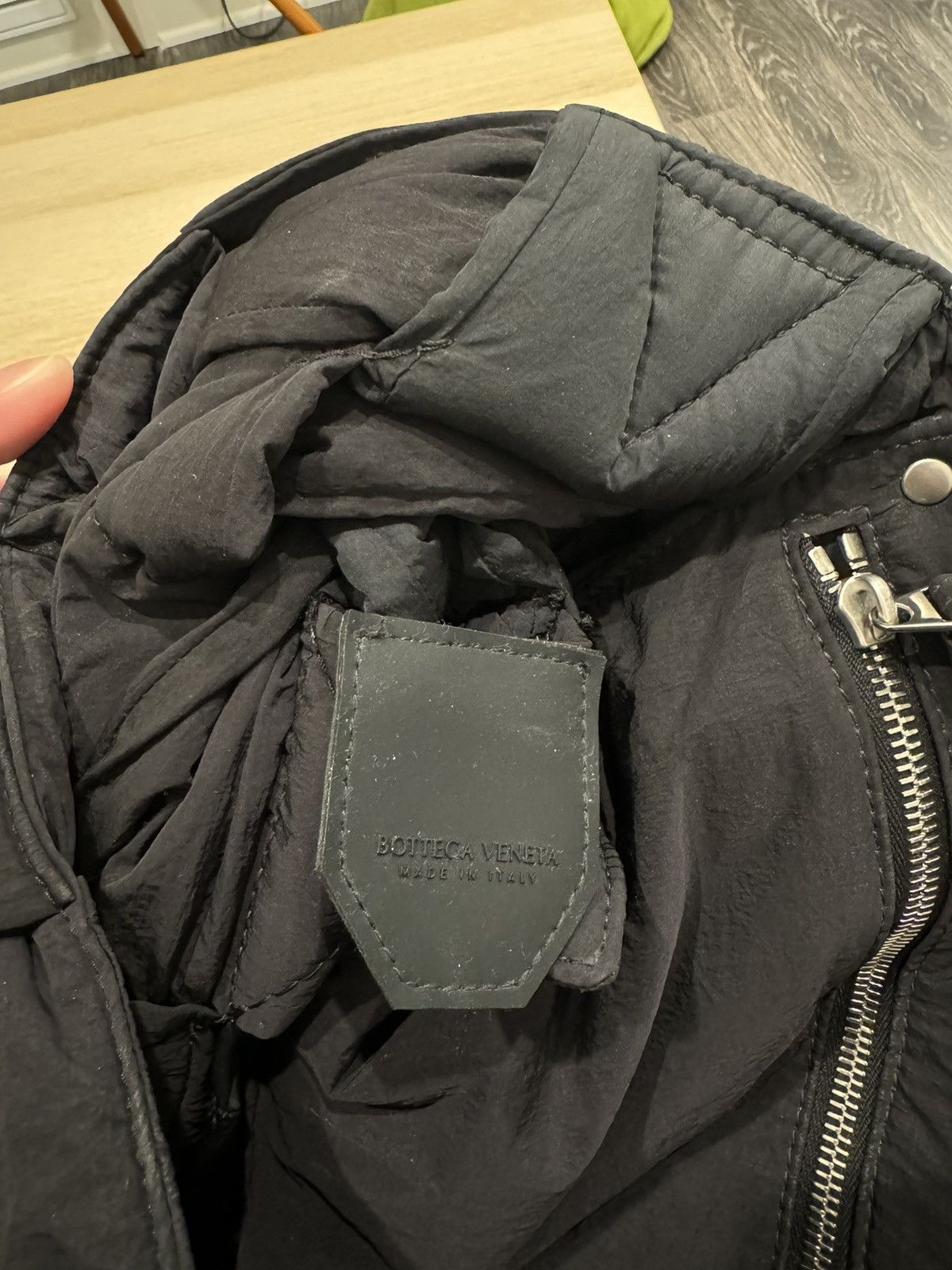 Bottega Veneta Bottega Veneta Black Maxi Padded Tech Cassette Bag Size ONE SIZE - 5 Thumbnail