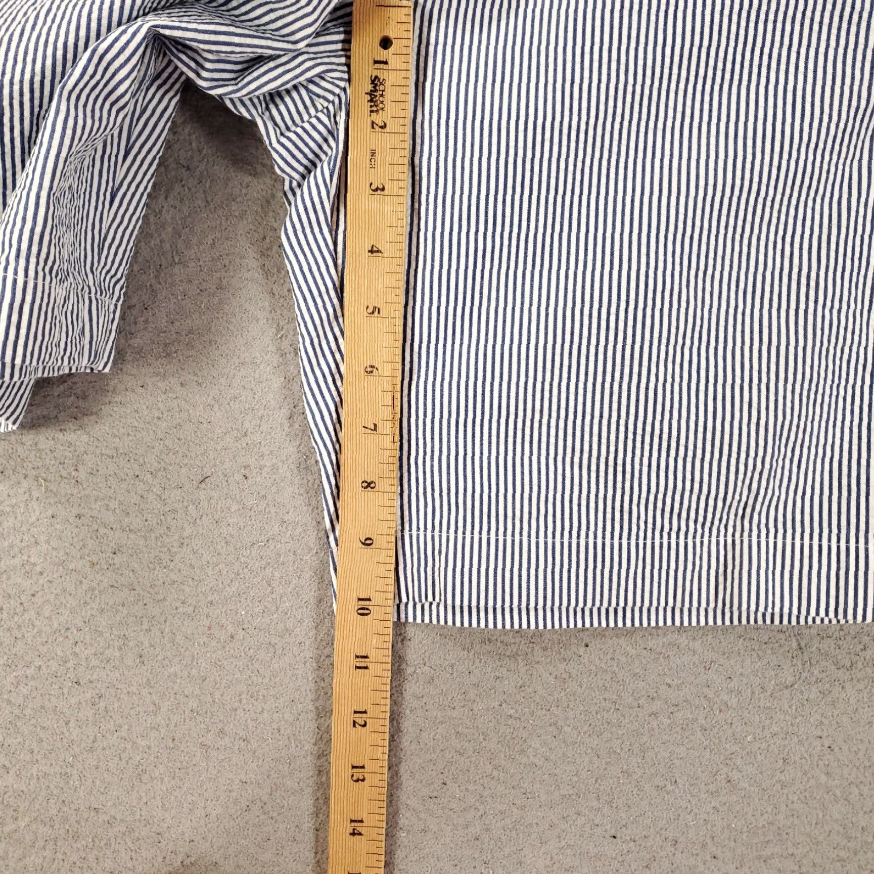 Brooks Brothers Brooks Brothers Seersucker Shorts Mens 33 Blue White Pinstripes Bermuda Casual Preppy Shirts? Size US 33 - 5 Thumbnail
