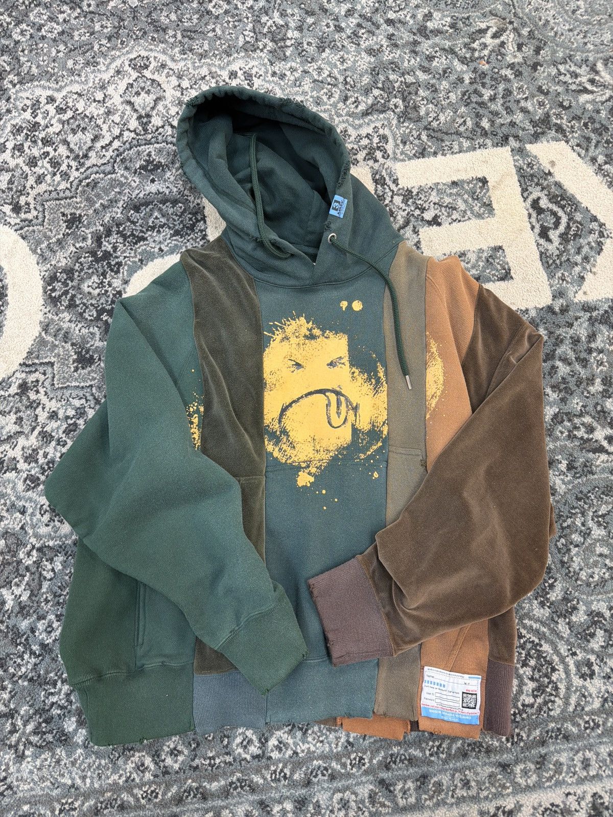 Maison MIHARA YASUHIRO Mmy Maison Mihara Yasuhiro Striped Hooded Sweatshirt Size US S / EU 44-46 / 1 - 1 Thumbnail