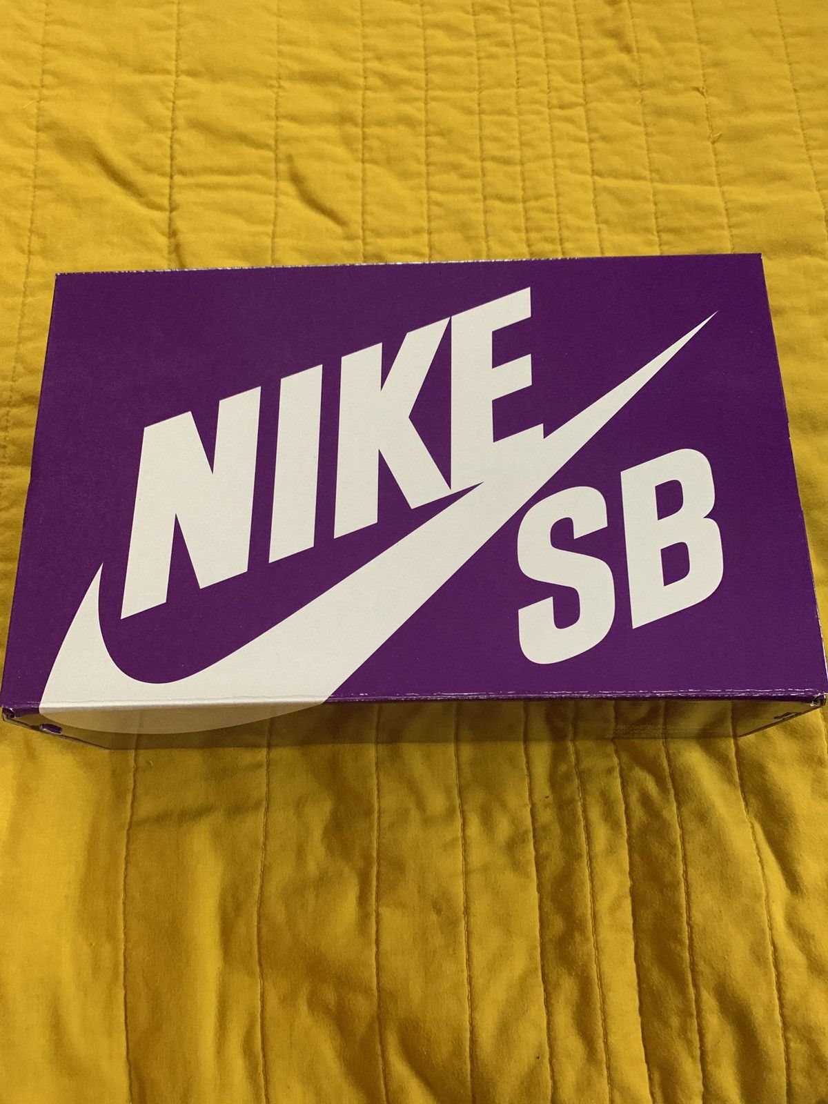 Nike × Supreme Supreme Nike SB Dunk Low OG QS Size US 8.5 / EU 41-42 - 14 Thumbnail