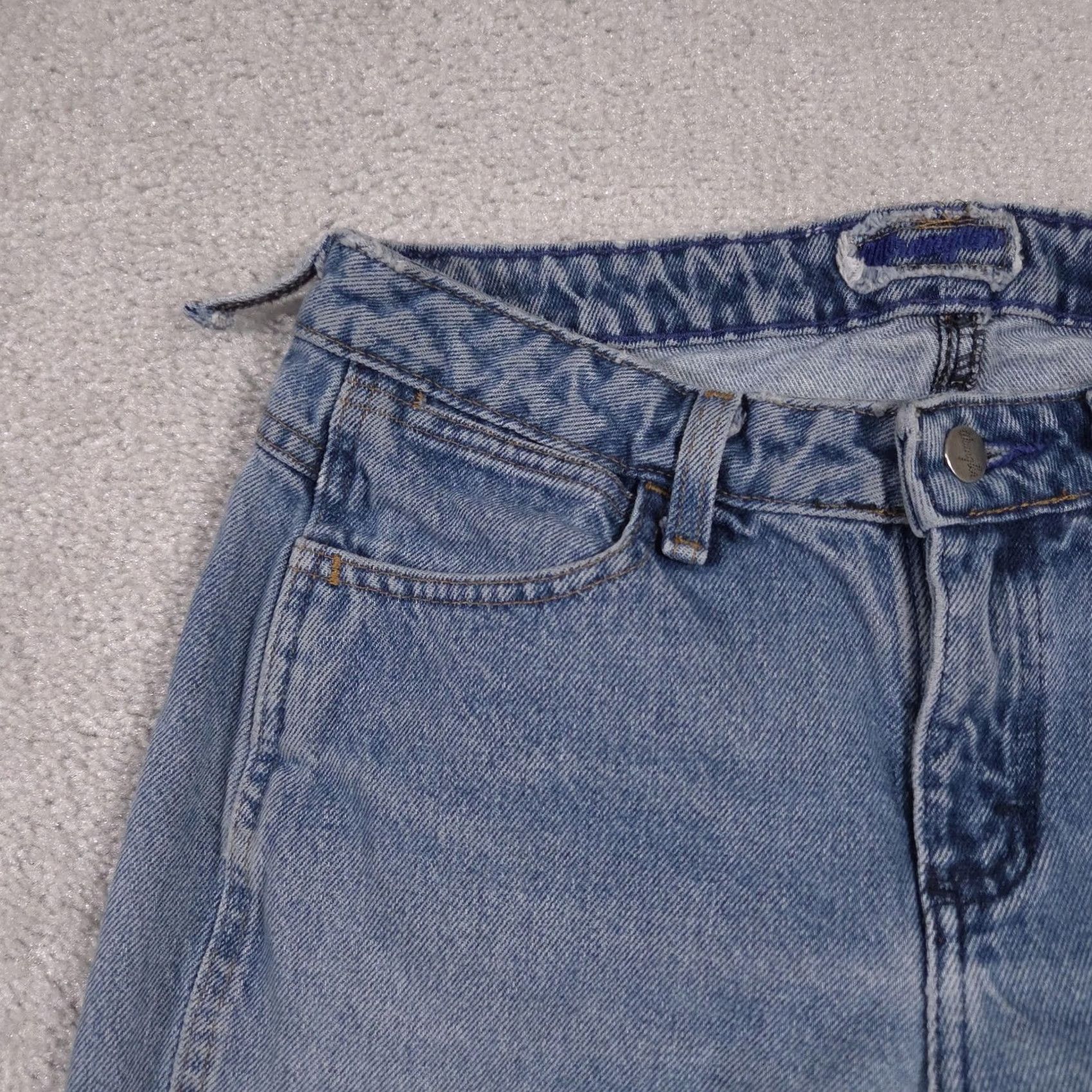 Wrangler Wrangler Jeans Womens 5 Pocket Denim Straight Leg Zip Fly Adjustable Waist Blue 28in Inseam 27in 100% Cotton Regular Womens Size 6 Size 28" / US 6 / IT 42 - 3 Thumbnail