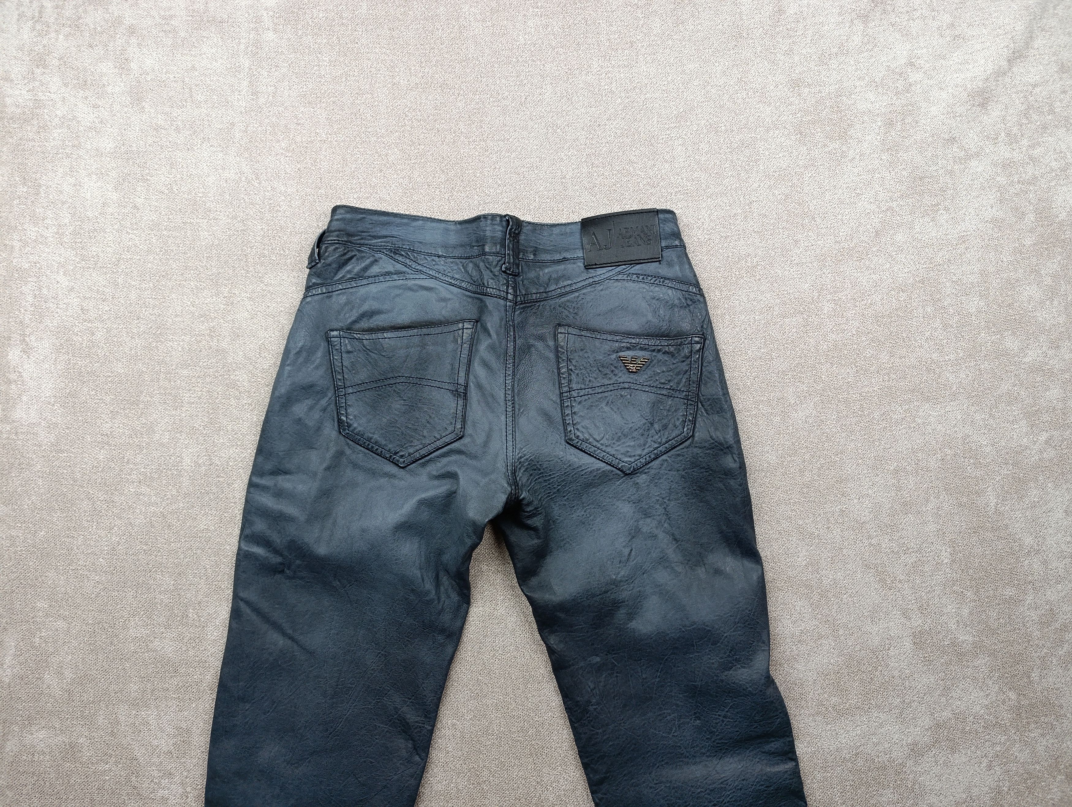 Armani 2000s Armani Navy Lamb Leather Slim Pants Size 30" / US 8 / IT 44 - 7 Thumbnail