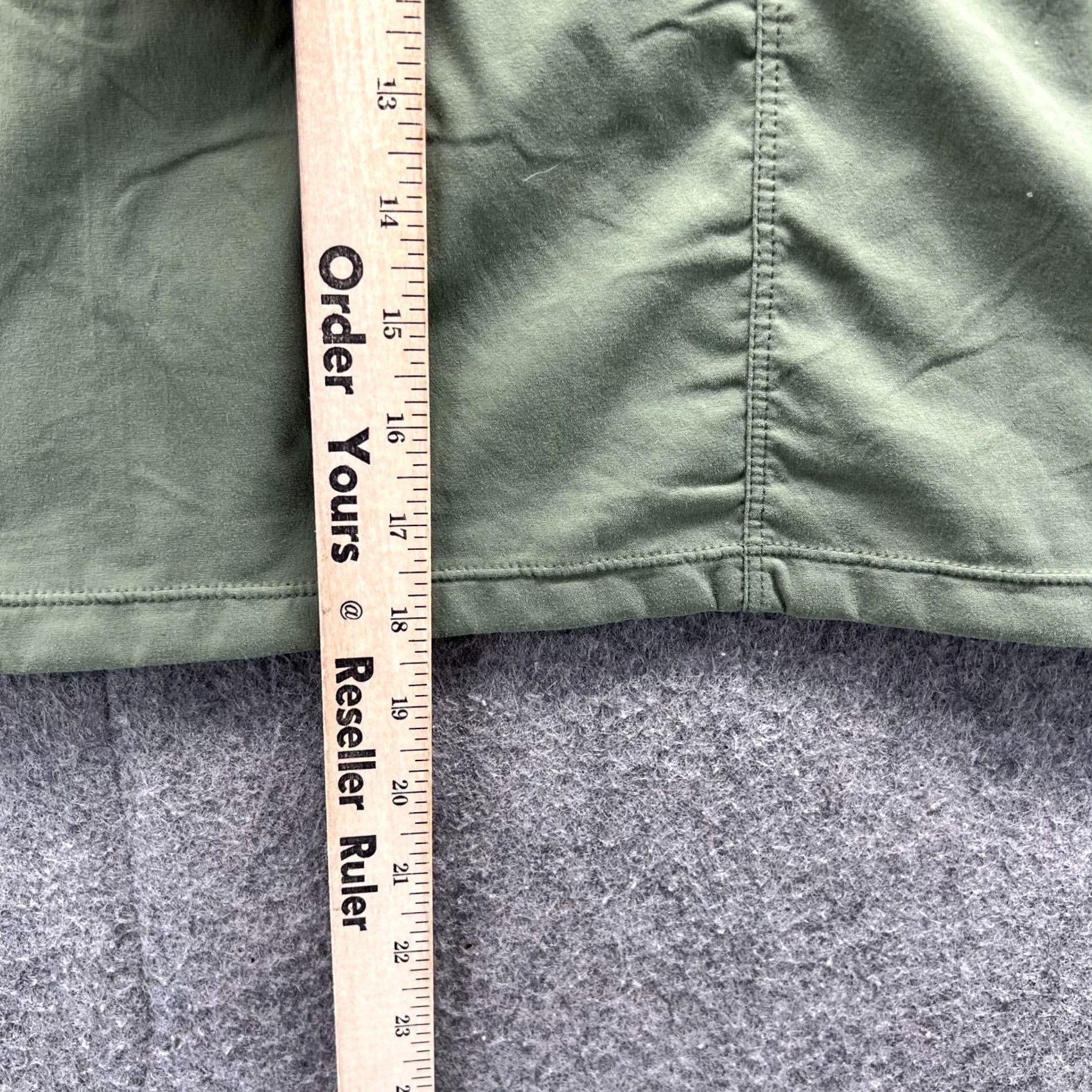 Mountain Hardwear Mountain Hardwear Skirt Womens Small Green Stretch Hiking Outdoor Pocket Nylon Skirt Womens Small Green Outdoor Hiking Athletic Stretch Size 28" / US 6 / IT 42 - 4 Thumbnail