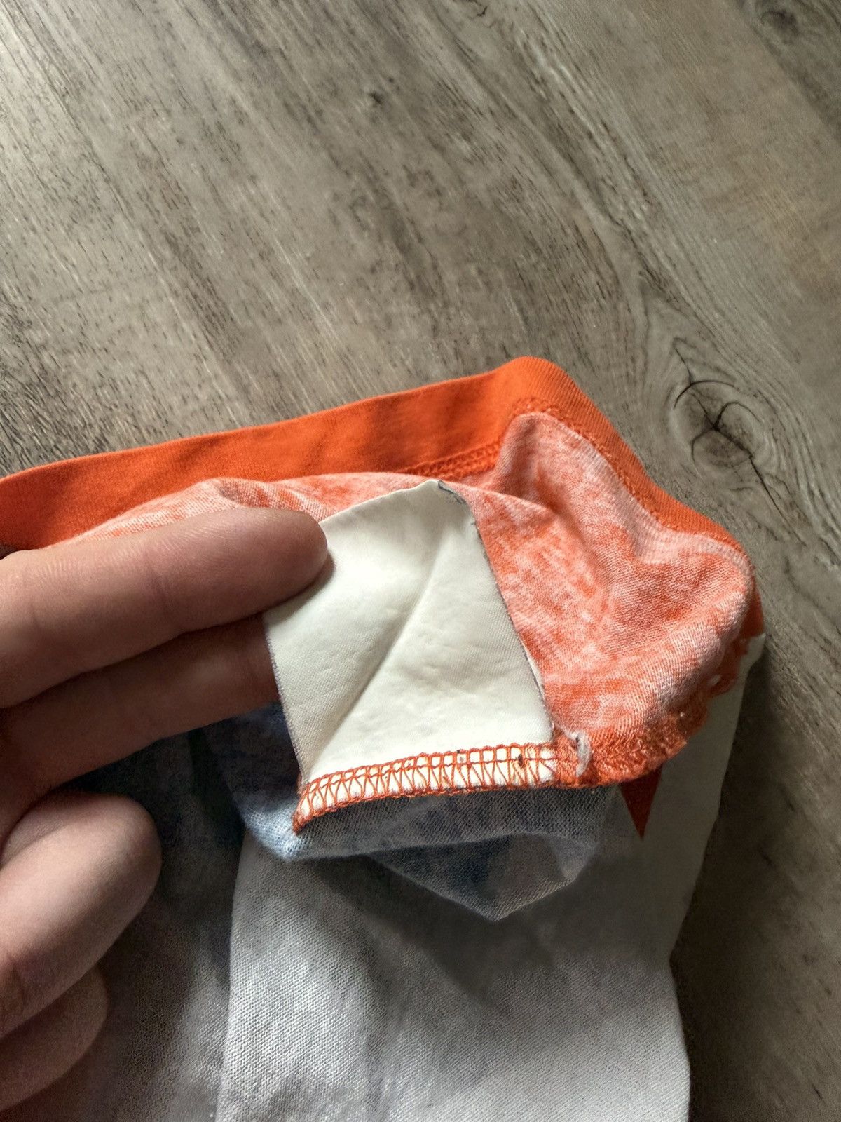 Undercover 2000s Undercover orange t-shirt Size US L / EU 52-54 / 3 - 8 Thumbnail
