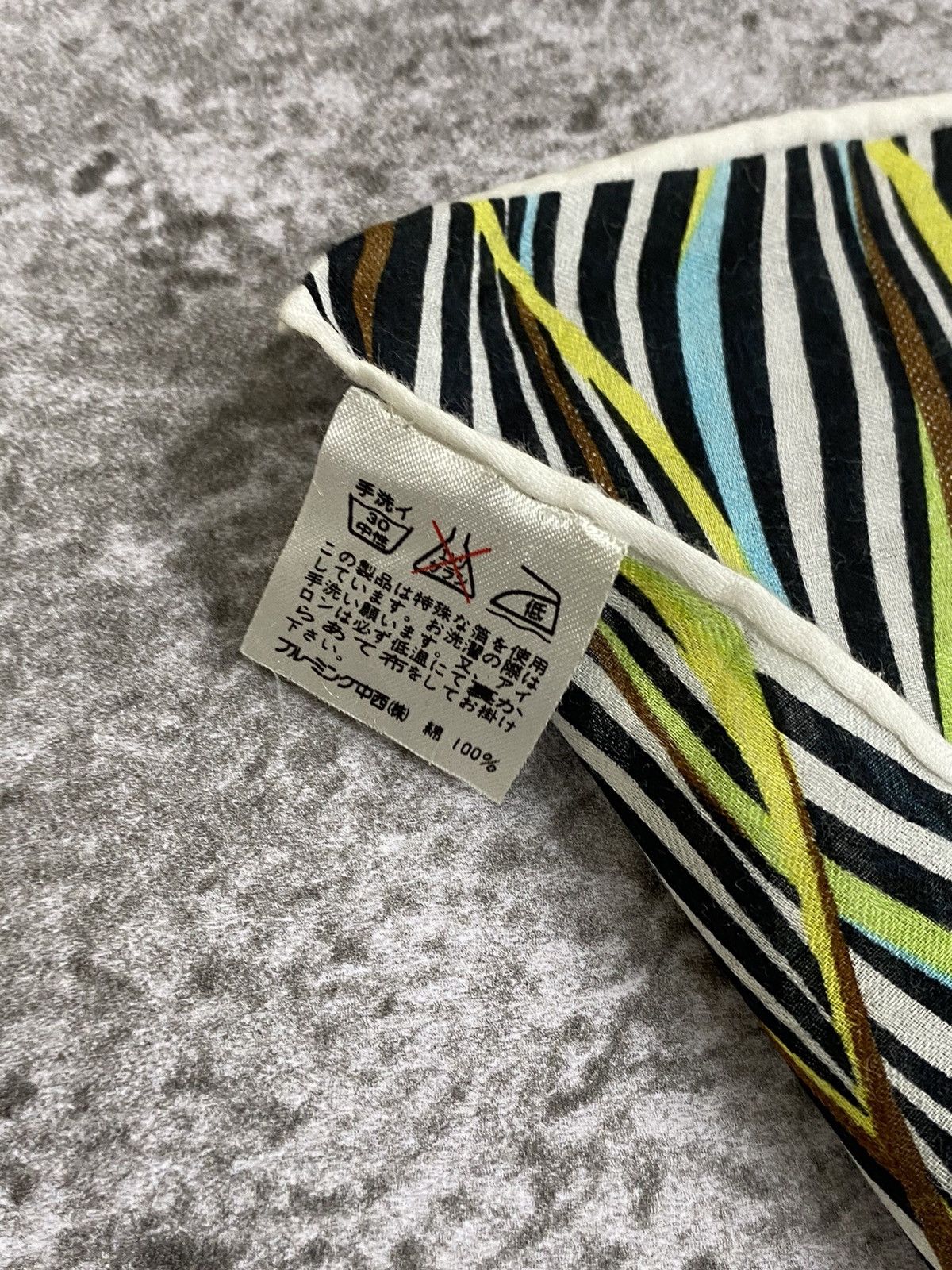 Versace Versace Handkerchief / Bandana / Neckerchief Size ONE SIZE - 9 Thumbnail
