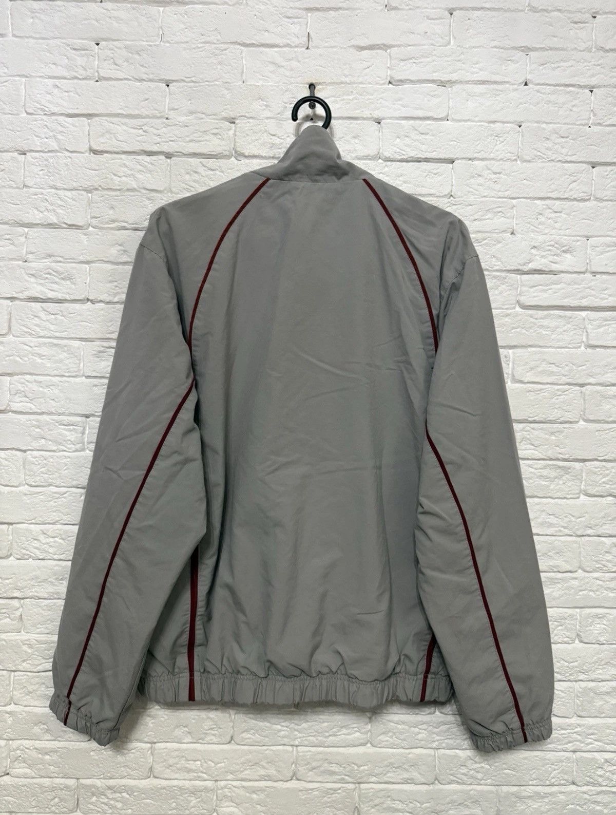 Nike Nike Vintage Nylon Track Jacket Sz M Size US M / EU 48-50 / 2 - 7 Thumbnail