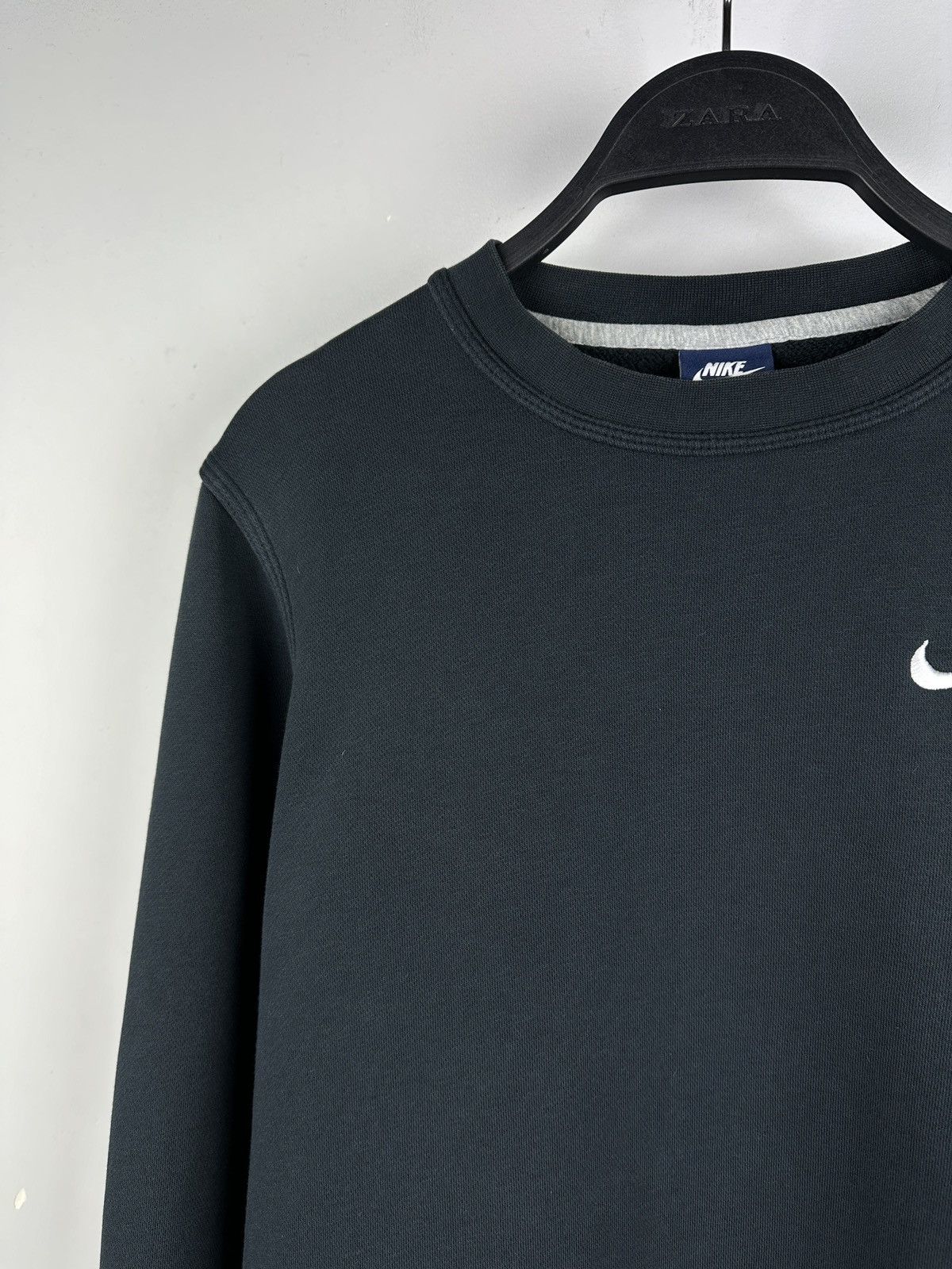Nike × Vintage Vintage Y2K Nike Swoosh Logo Navy Crewneck Sweatshirt Size US S / EU 44-46 / 1 - 2 Thumbnail