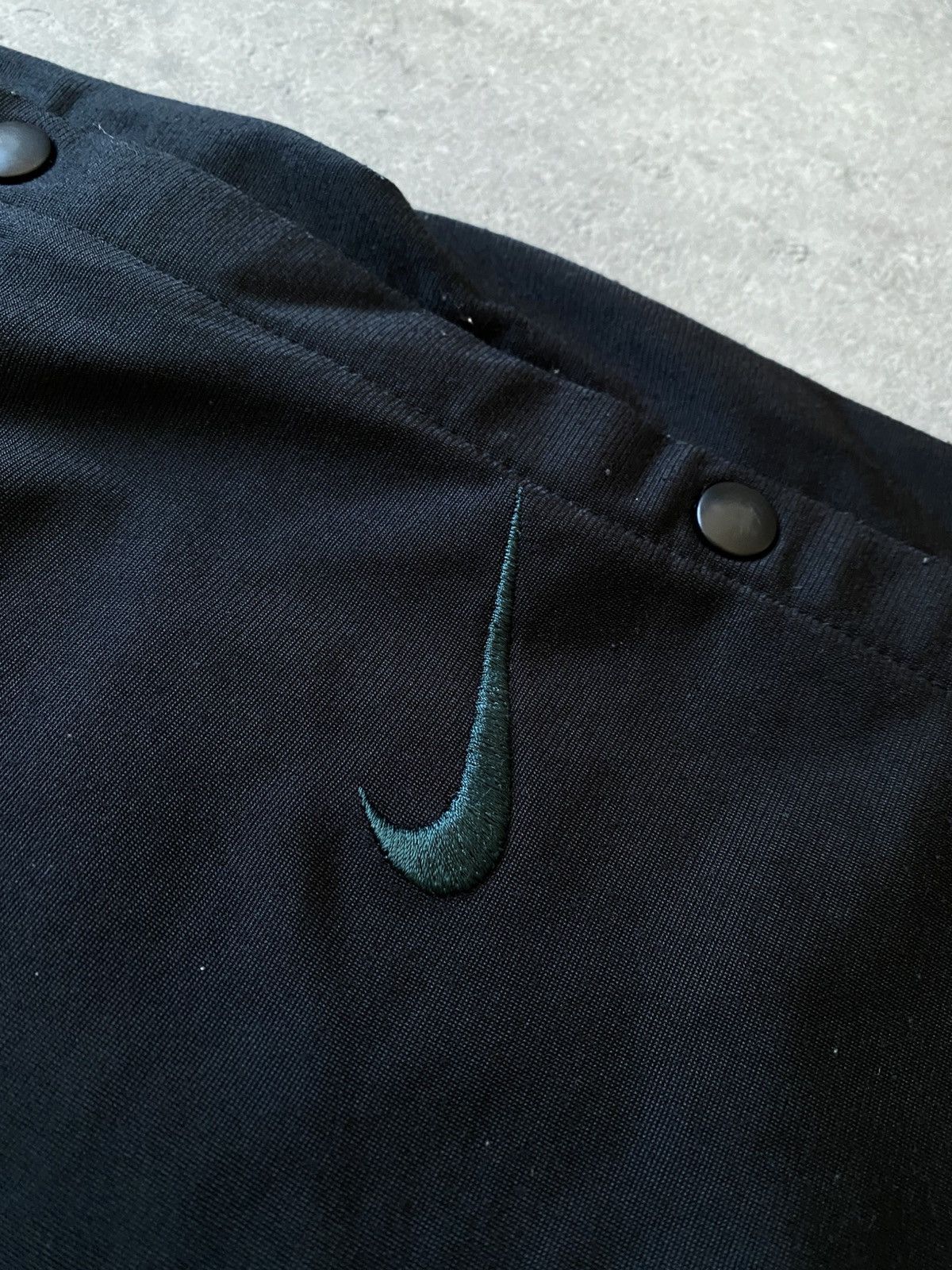 Nike × Vintage Vintage 90’s Nike Black Clipsed Sweatpants Size US 33 - 3 Thumbnail