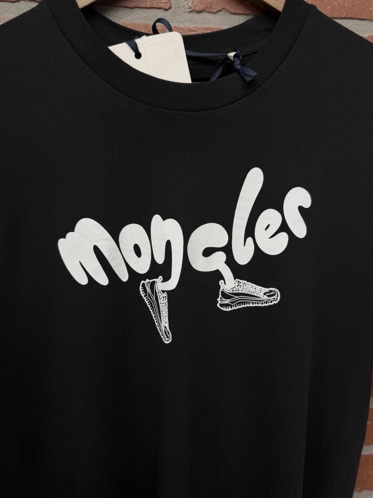 Moncler Moncler Men's T-Shirt Shoes Logo Size XL W Tags Size US XL / EU 56 / 4 - 5 Thumbnail