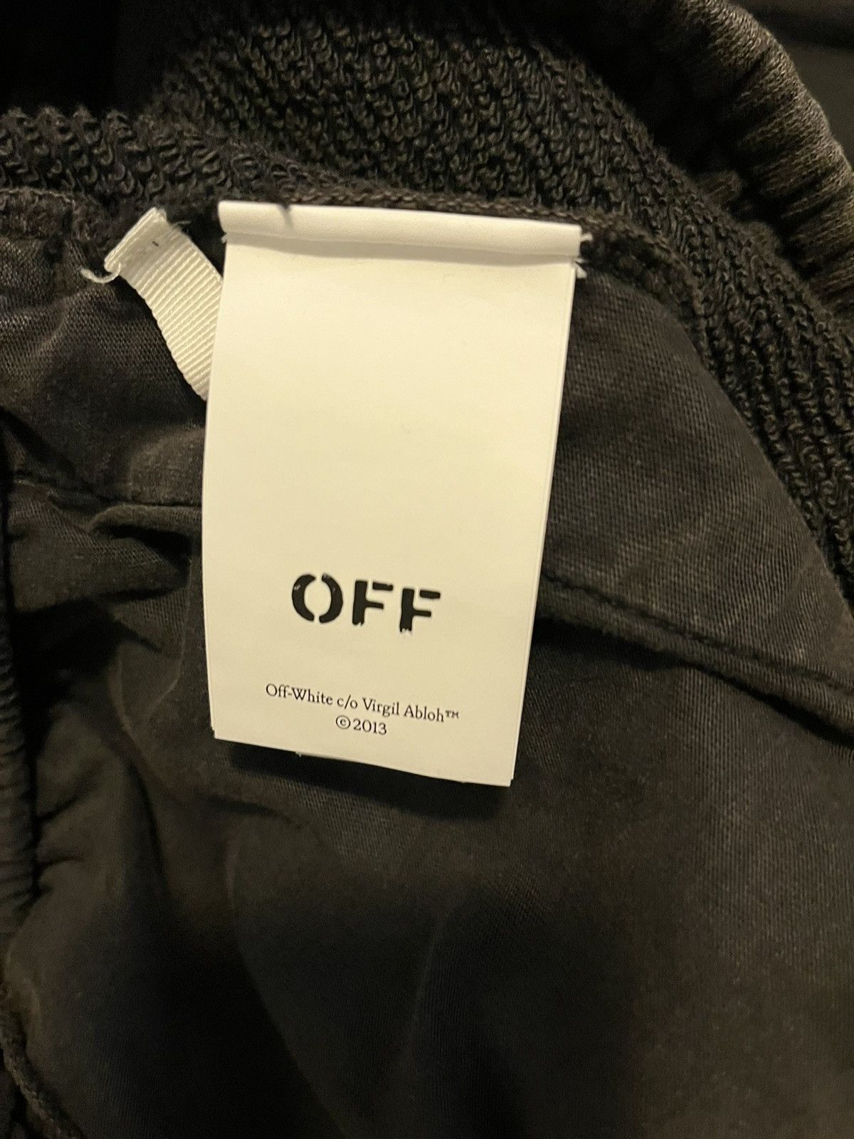 Off-White Off-White caravaggio arrow sweatshorts Size US 35 - 3 Thumbnail