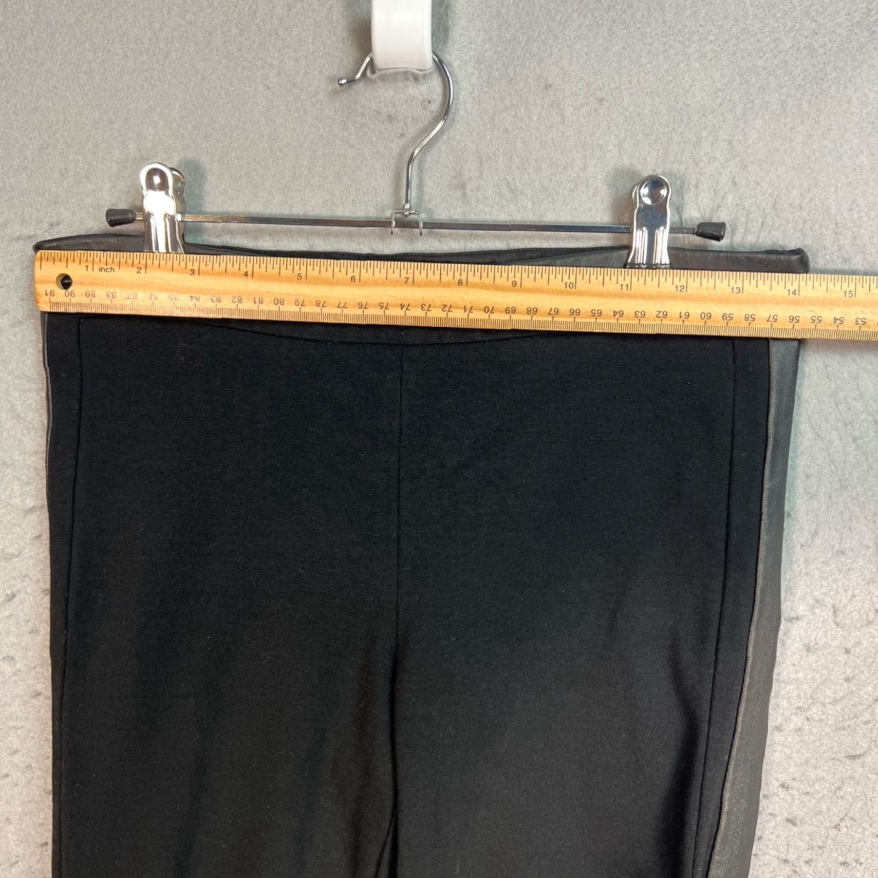 Diane von Furstenberg Diane von Furstenberg Womens 6 Black Pants W/ Faux Leather Side Trim Skinny Ankle Modern Dress/Pair? Size 28" / US 6 / IT 42 - 5 Thumbnail