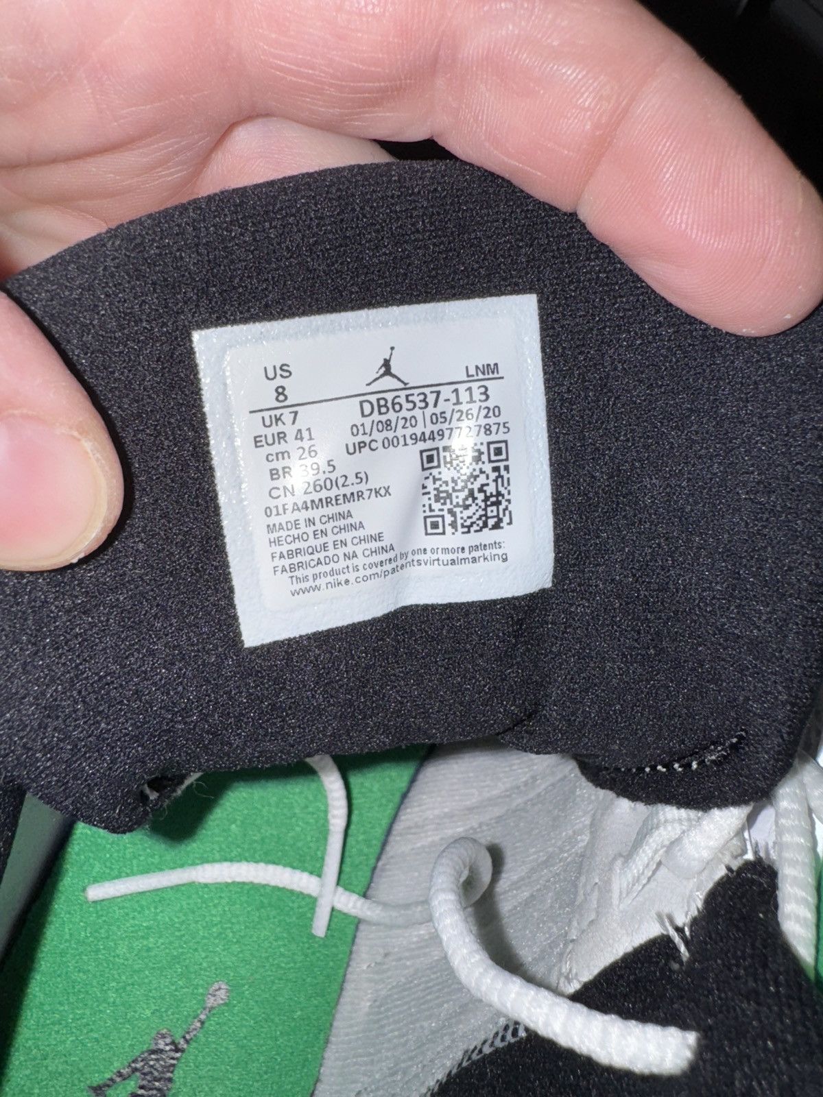 Nike Jordan 13 Lucky Green - CLEAN! Gently Used Size US 8 / EU 41 - 6 Thumbnail