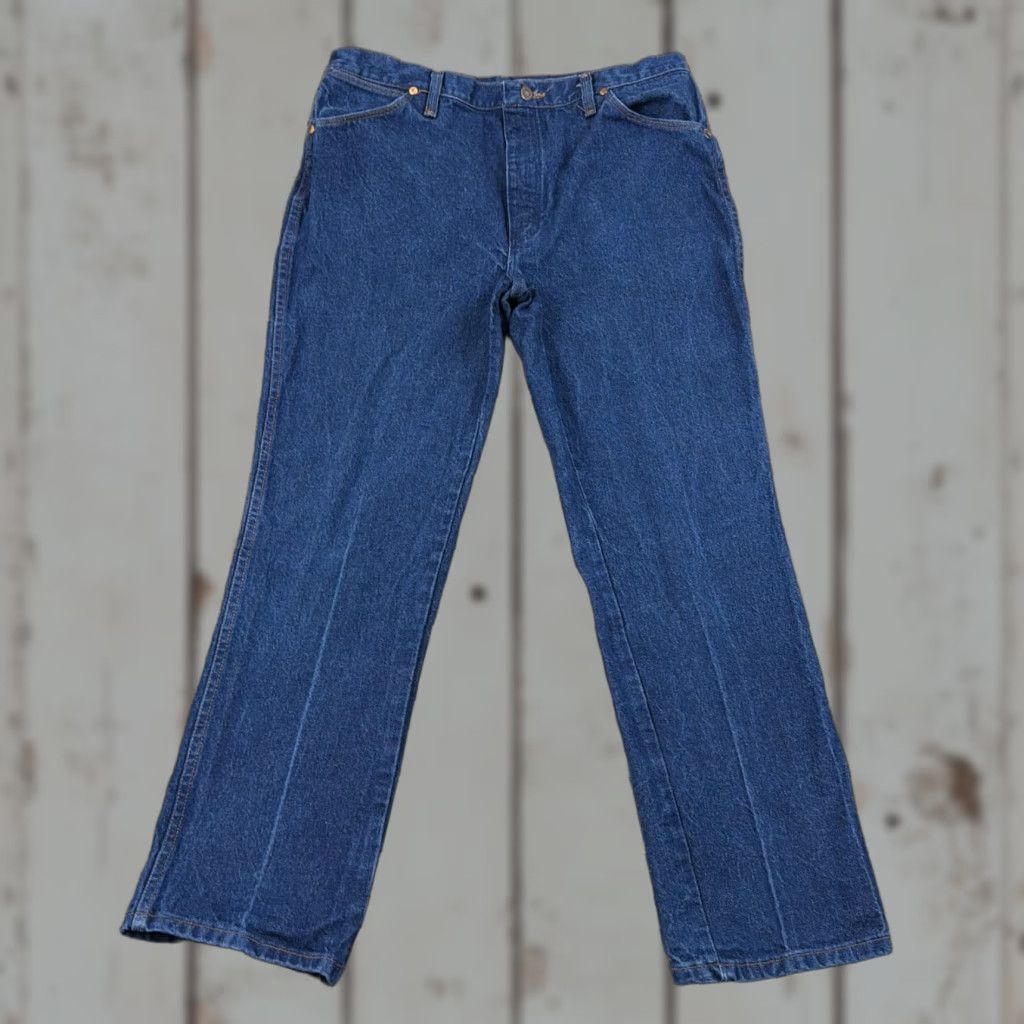 Wrangler VINTAGE Wrangler Jeans Mens 38 Straight Denim Blue Dark Wash 30 Inseam USA Wrangler 39912NV Jeans Size US 38 / EU 54 - 1 Thumbnail