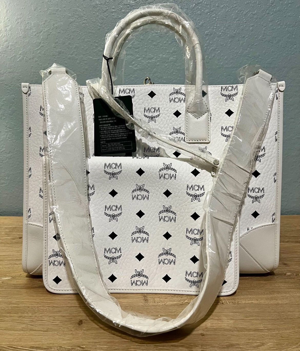 MCM MCM MÜNCHEN TOTE IN VISETOS WHITE Size ONE SIZE - 1 Thumbnail