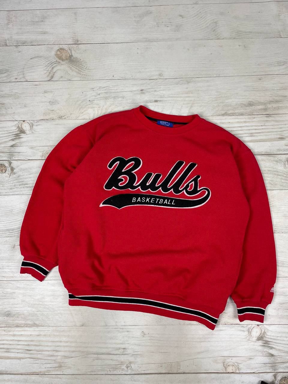 Vintage Starter Chicago Bulls 90s Basketball NBA Sweatshirt