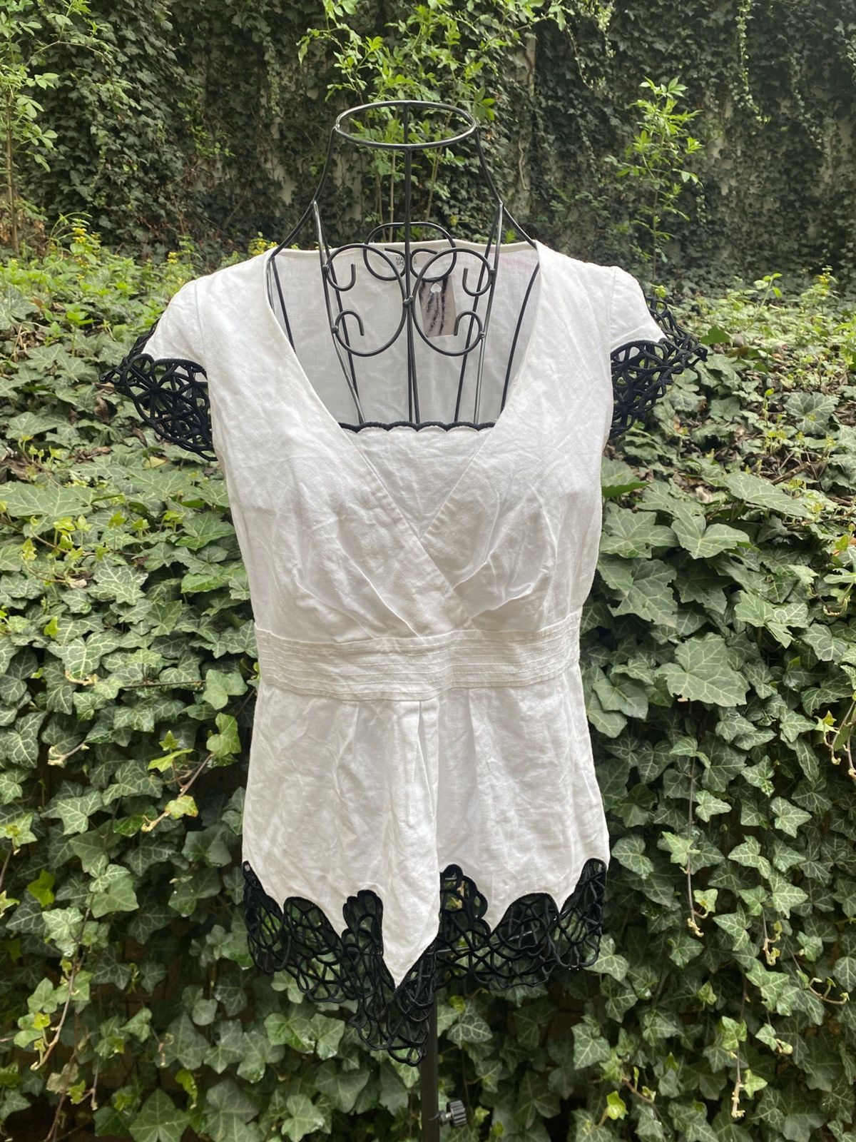 Vintage Vintage white and black peplum top Size S / US 4 / IT 40 - 1 Thumbnail