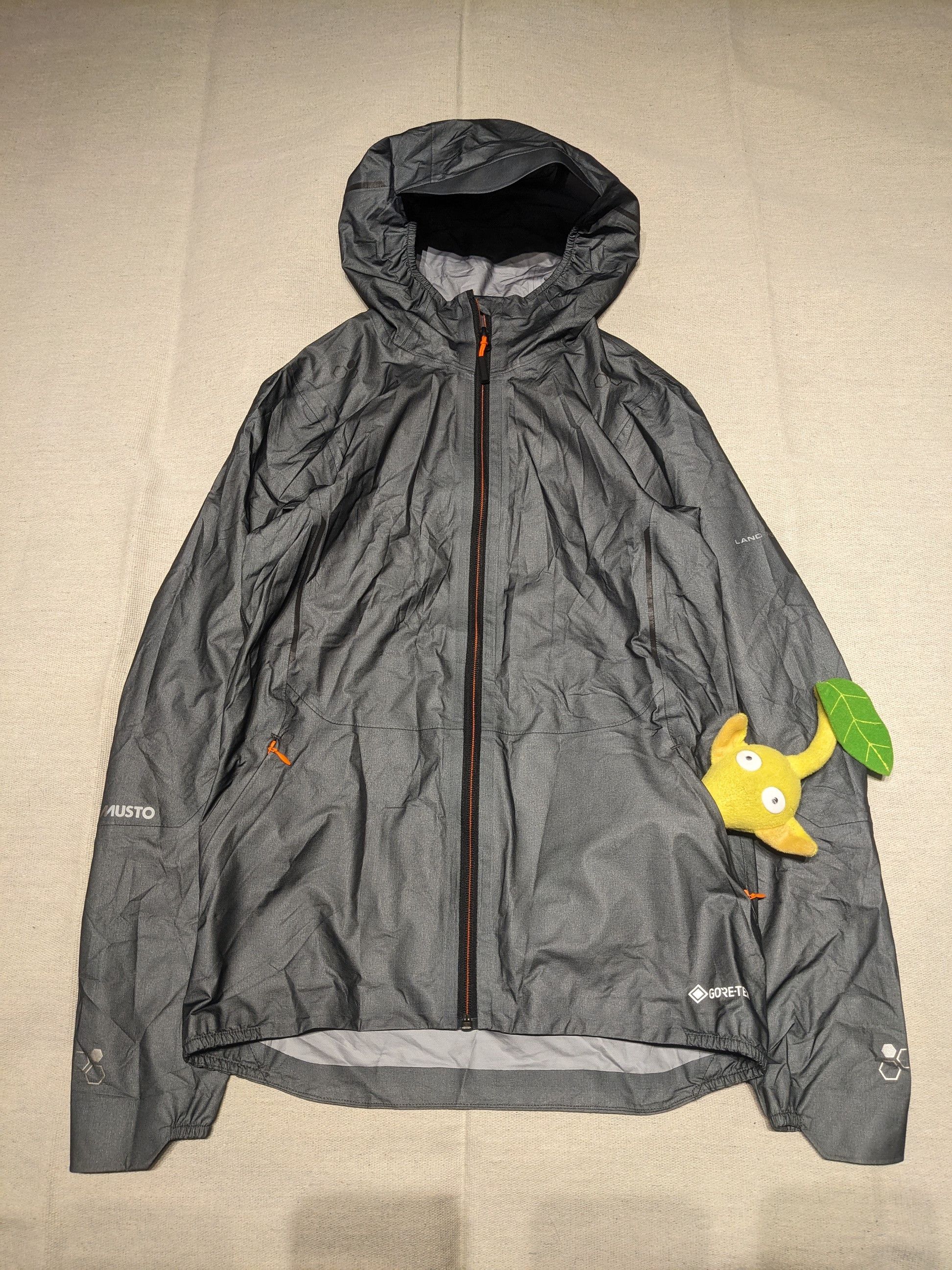 Musto Musto Land Rover GoreTex Jacket men's Xs Size US XS / EU 42 / 0 - 1 Thumbnail