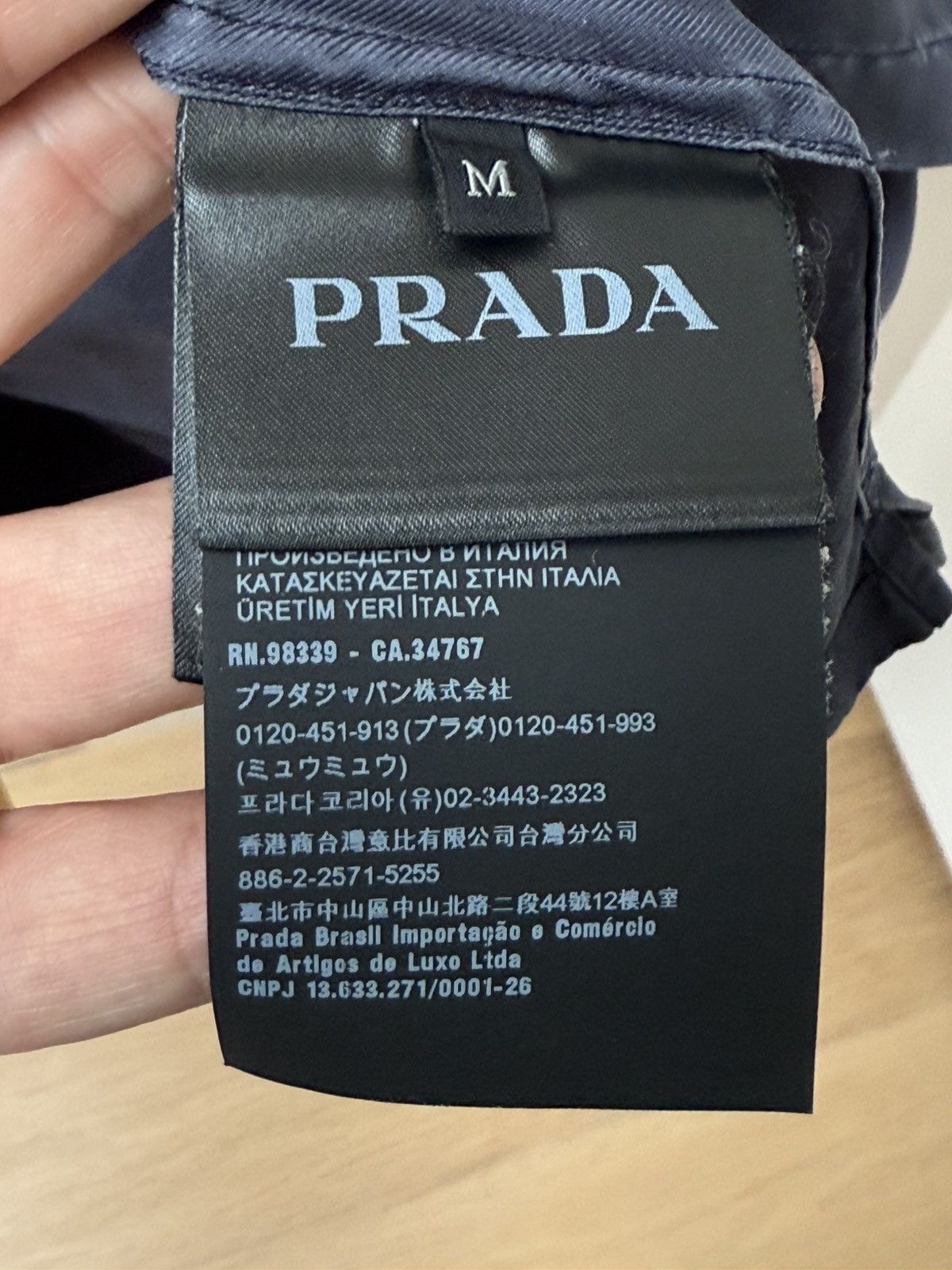 Prada Prada silk shirt Size US M / EU 48-50 / 2 - 3 Thumbnail