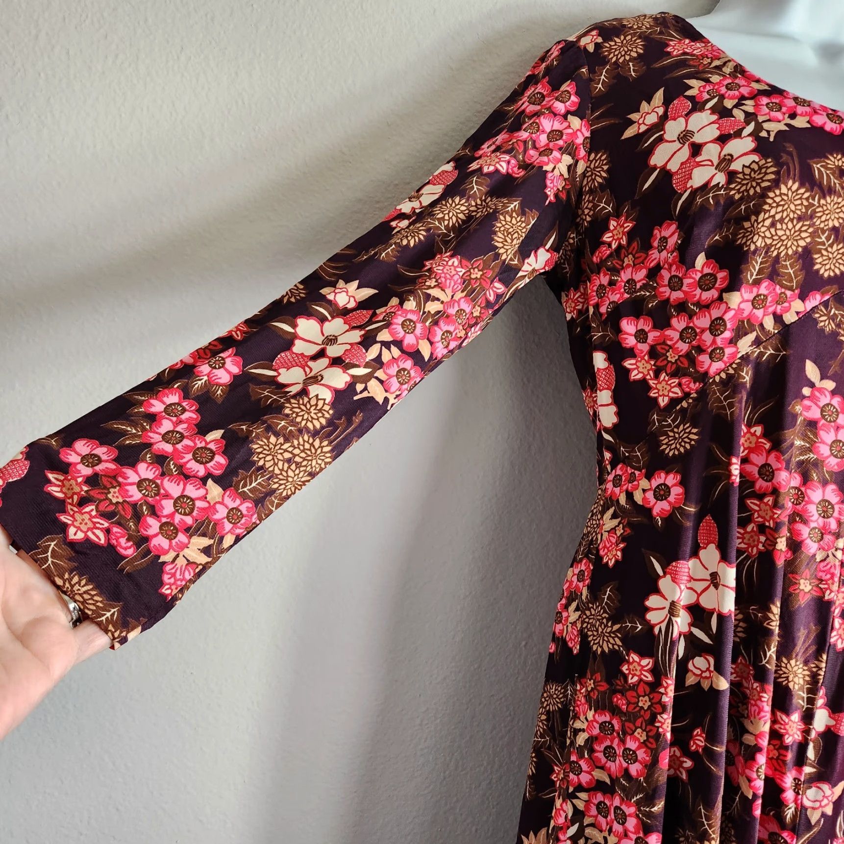 Vintage VINTAGE Handmade Womens 70s Plum Floral Maxi Dress 3/4 Sleeve Size M Purple Bohemian Day Dress Womens Size M / US 6-8 / IT 42-44 - 4 Thumbnail